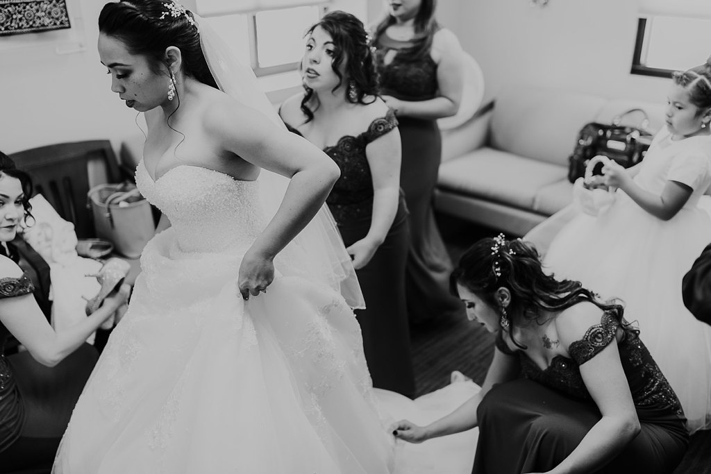 Alicia+lucia+photography+-+albuquerque+wedding+photographer+-+santa+fe+wedding+photography+-+new+mexico+wedding+photographer+-+albuquerque+wedding+-+albuquerque+winter+wedding_0004.jpg