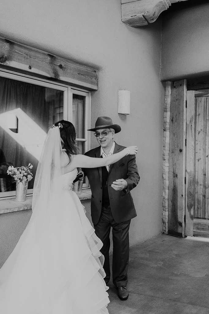 Alicia+lucia+photography+-+albuquerque+wedding+photographer+-+santa+fe+wedding+photography+-+new+mexico+wedding+photographer+-+albuquerque+wedding+-+paako+ridge+golf+club+-+paako+ridge+golf+club+wedding_0027.jpg