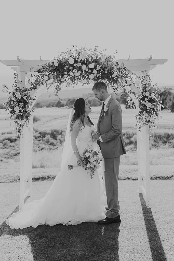 Alicia+lucia+photography+-+albuquerque+wedding+photographer+-+santa+fe+wedding+photography+-+new+mexico+wedding+photographer+-+albuquerque+wedding+-+paako+ridge+golf+club+-+paako+ridge+golf+club+wedding_0057.jpg