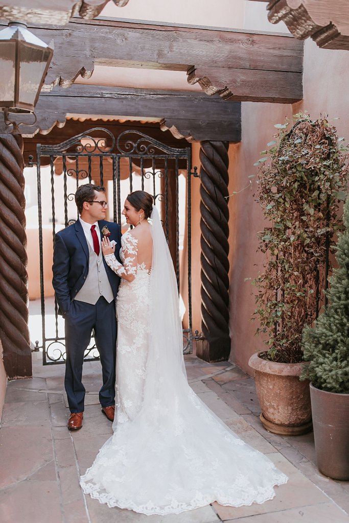 Alicia+lucia+photography+-+albuquerque+wedding+photographer+-+santa+fe+wedding+photography+-+new+mexico+wedding+photographer+-+new+mexico+wedding+-+santa+fe+wedding+-+la+fonda+wedding+-+la+fonda+fall+wedding_0051.jpg