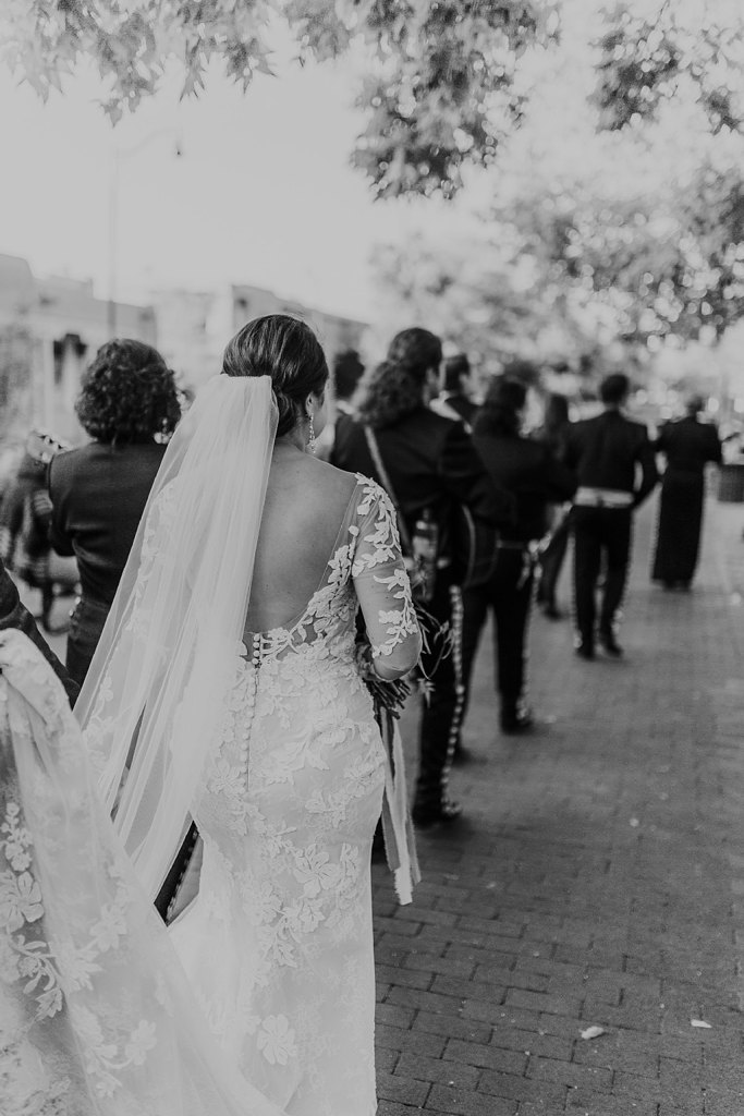 Alicia+lucia+photography+-+albuquerque+wedding+photographer+-+santa+fe+wedding+photography+-+new+mexico+wedding+photographer+-+new+mexico+wedding+-+santa+fe+wedding+-+la+fonda+wedding+-+la+fonda+fall+wedding_0094.jpg