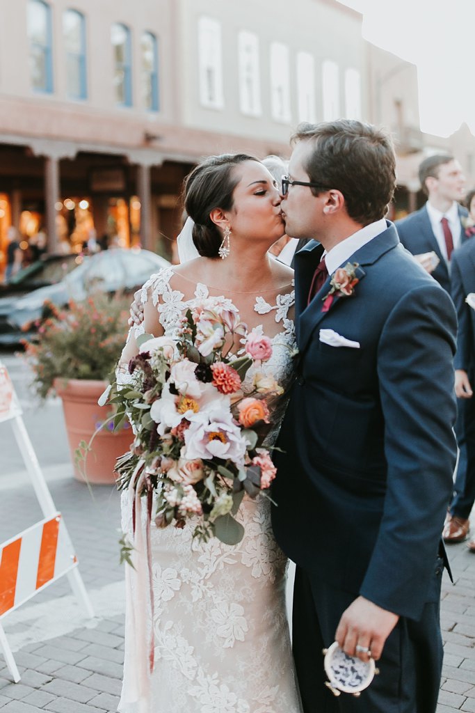 Alicia+lucia+photography+-+albuquerque+wedding+photographer+-+santa+fe+wedding+photography+-+new+mexico+wedding+photographer+-+new+mexico+wedding+-+santa+fe+wedding+-+la+fonda+wedding+-+la+fonda+fall+wedding_0097.jpg