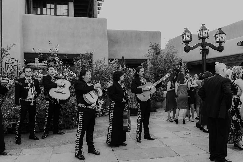 Alicia+lucia+photography+-+albuquerque+wedding+photographer+-+santa+fe+wedding+photography+-+new+mexico+wedding+photographer+-+new+mexico+wedding+-+santa+fe+wedding+-+la+fonda+wedding+-+la+fonda+fall+wedding_0114.jpg