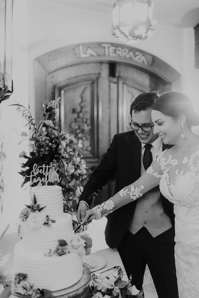 Alicia+lucia+photography+-+albuquerque+wedding+photographer+-+santa+fe+wedding+photography+-+new+mexico+wedding+photographer+-+new+mexico+wedding+-+santa+fe+wedding+-+la+fonda+wedding+-+la+fonda+fall+wedding_0143.jpg