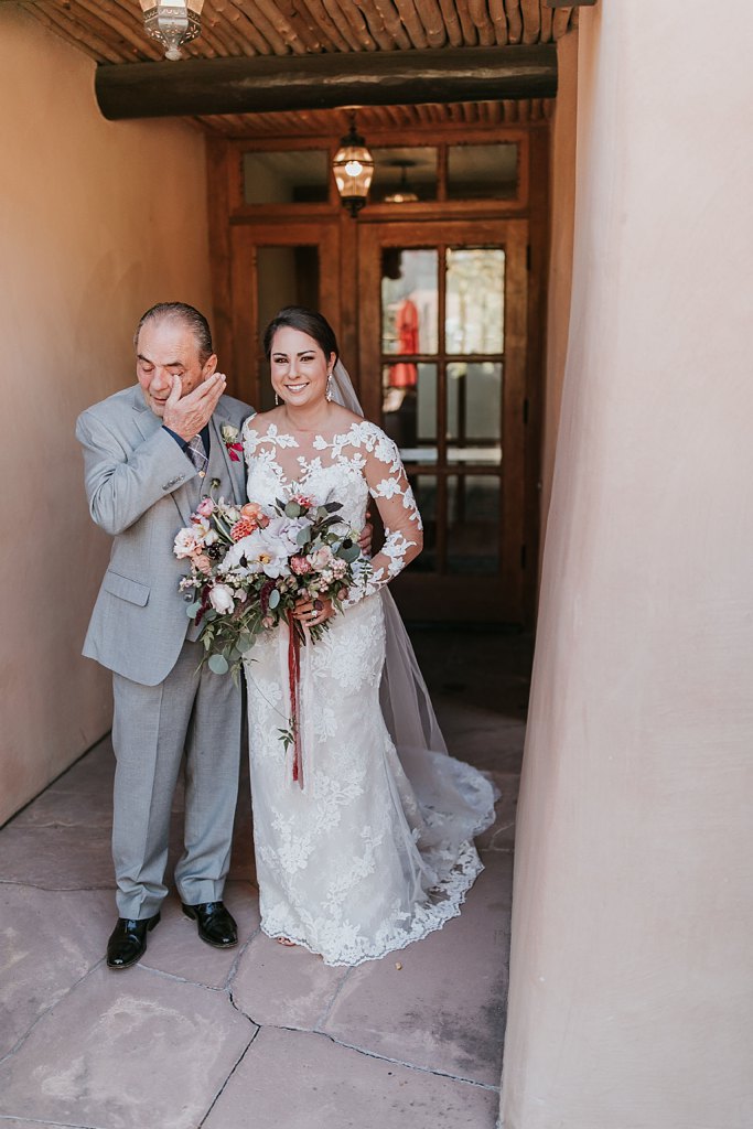 Alicia+lucia+photography+-+albuquerque+wedding+photographer+-+santa+fe+wedding+photography+-+new+mexico+wedding+photographer+-+new+mexico+wedding+-+santa+fe+wedding+-+la+fonda+wedding+-+la+fonda+fall+wedding_0145.jpg