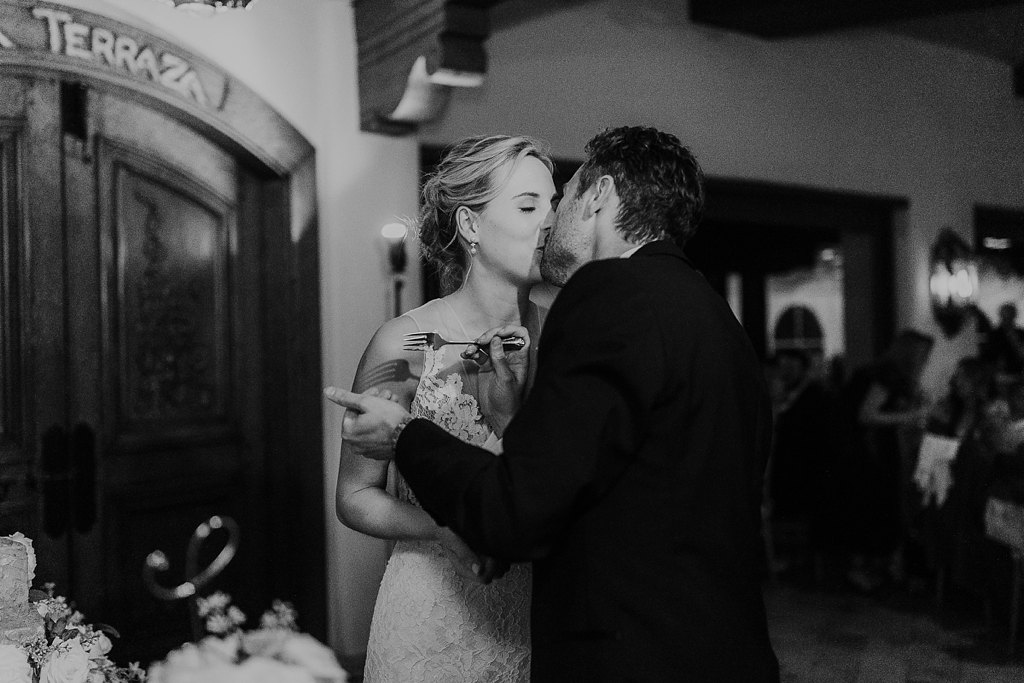 Alicia+lucia+photography+-+albuquerque+wedding+photographer+-+santa+fe+wedding+photography+-+new+mexico+wedding+photographer+-+new+mexico+wedding+-+santa+fe+wedding+-+la+fonda+santa+fe+-+la+fonda+wedding+-+loretto+chapel+wedding_0129.jpg