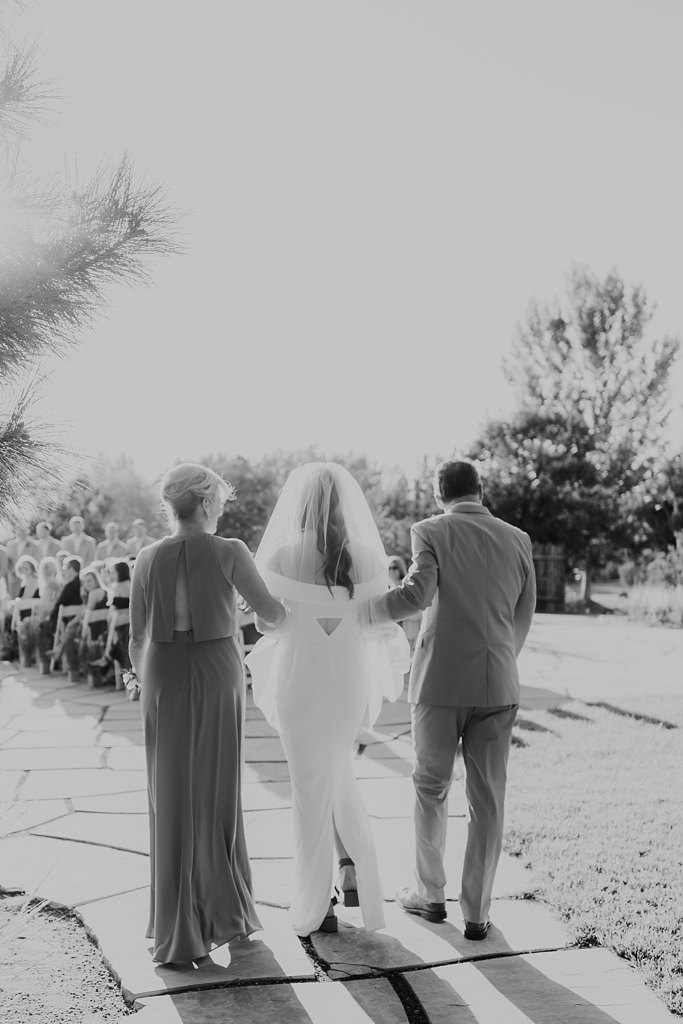 Alicia+lucia+photography+-+albuquerque+wedding+photographer+-+santa+fe+wedding+photography+-+new+mexico+wedding+photographer+-+new+mexico+wedding+-+four+seasons+wedding+-+four+seasons+santa+fe+wedding+-+four+seasons+summer+wedding_0037.jpg