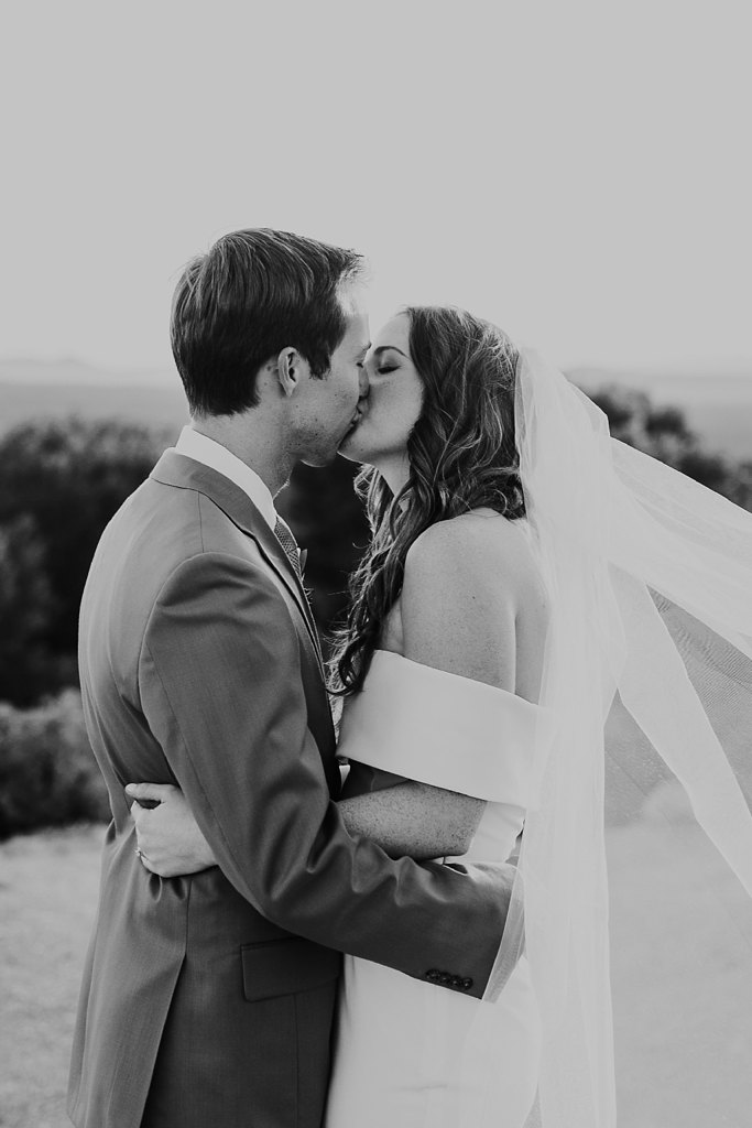 Alicia+lucia+photography+-+albuquerque+wedding+photographer+-+santa+fe+wedding+photography+-+new+mexico+wedding+photographer+-+new+mexico+wedding+-+four+seasons+wedding+-+four+seasons+santa+fe+wedding+-+four+seasons+summer+wedding_0059.jpg