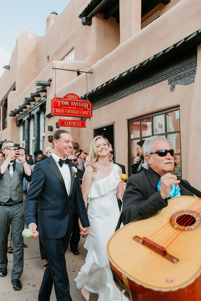 Alicia+lucia+photography+-+albuquerque+wedding+photographer+-+santa+fe+wedding+photography+-+new+mexico+wedding+photographer+-+new+mexico+wedding+-+la+fonda+on+the+plaza+-+la+fonda+late+summer+wedding_0051.jpg