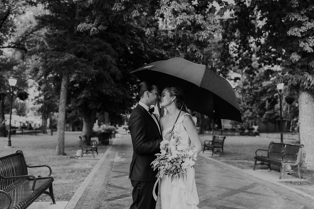 Alicia+lucia+photography+-+albuquerque+wedding+photographer+-+santa+fe+wedding+photography+-+new+mexico+wedding+photographer+-+new+mexico+wedding+-+la+fonda+on+the+plaza+-+la+fonda+late+summer+wedding_0070.jpg