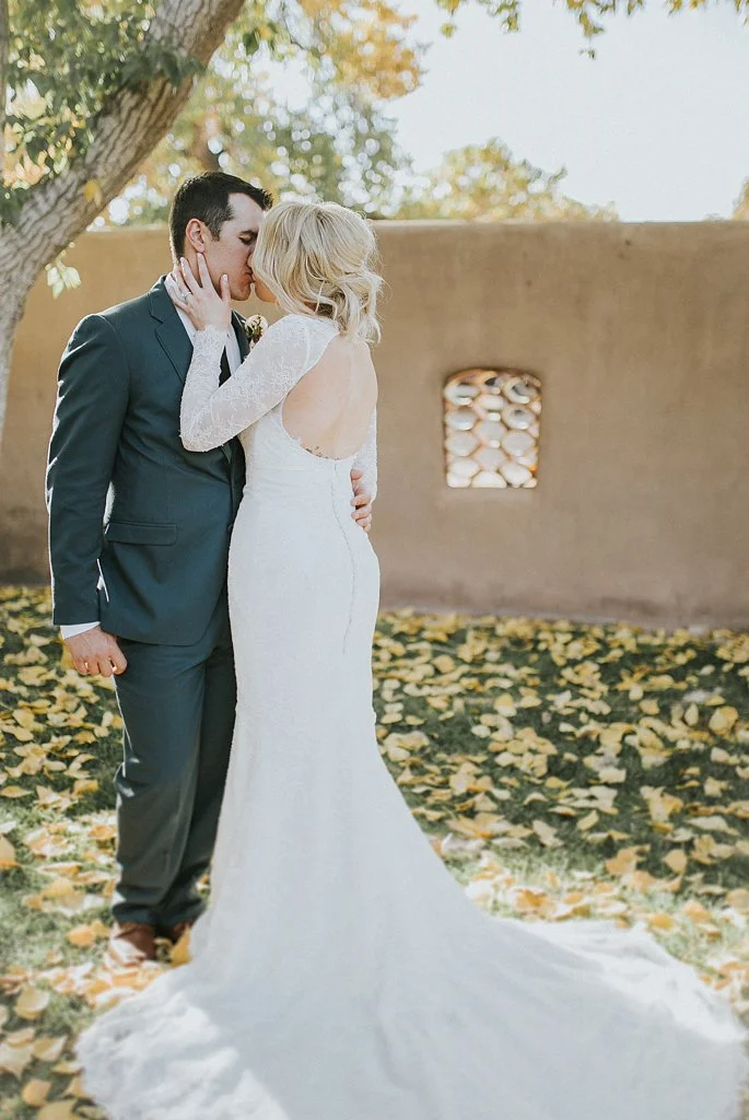 Alicia+lucia+photography+-+albuquerque+wedding+photographer+-+santa+fe+wedding+photography+-+new+mexico+wedding+photographer+-+new+mexico+wedding+-+santa+fe+wedding+-+albuquerque+wedding+-+wedding+dresses+-+fall+wedding+dress_0065.jpg