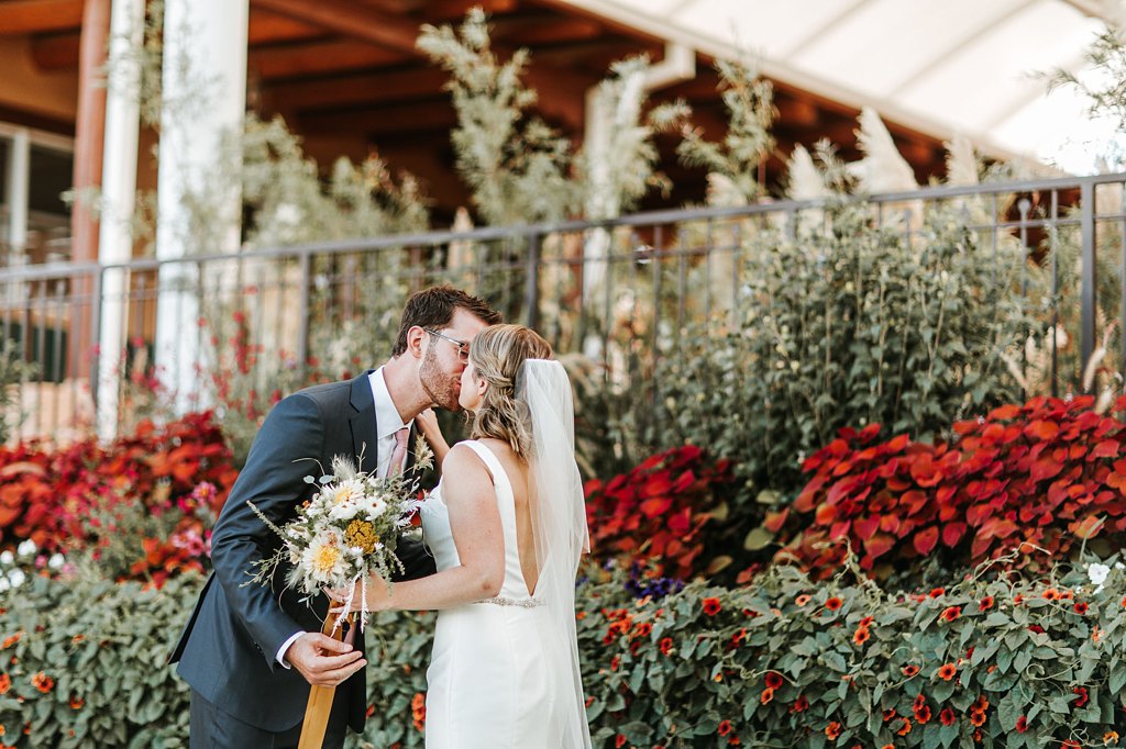 Alicia+lucia+photography+-+albuquerque+wedding+photographer+-+santa+fe+wedding+photography+-+new+mexico+wedding+photographer+-+new+mexico+wedding+-+santa+fe+wedding+-+santa+fe+opera+wedding_0023.jpg