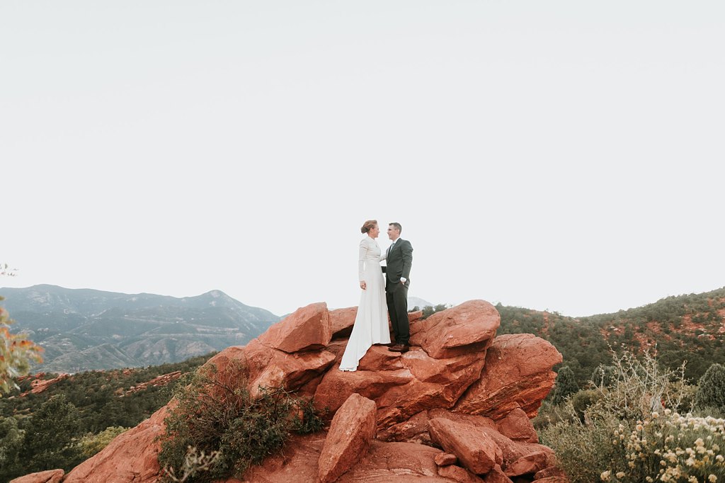 Alicia+lucia+photography+-+albuquerque+wedding+photographer+-+santa+fe+wedding+photography+-+new+mexico+wedding+photographer+-+colorado+wedding+-+colorado+springs+wedding+-+garden+of+the+gods+wedding_0076.jpg