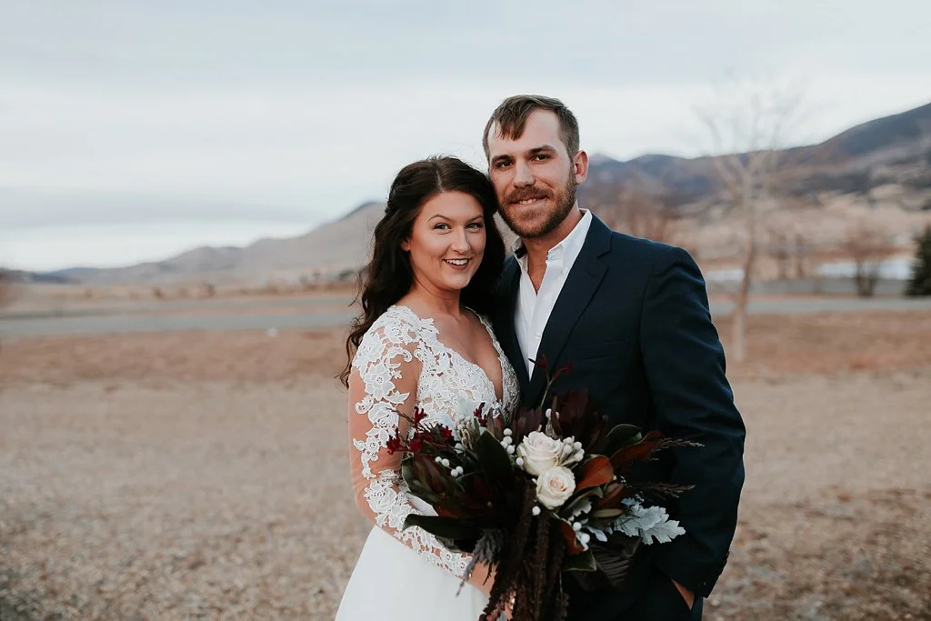 Alicia+lucia+photography+-+albuquerque+wedding+photographer+-+santa+fe+wedding+photography+-+new+mexico+wedding+photographer+-+new+mexico+wedding+-+wedding+florals+-+winter+wedding+-+winter+wedding+florals_0026.jpg