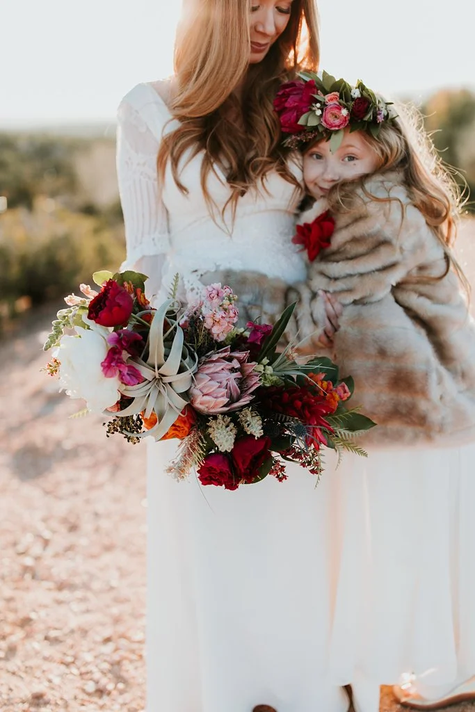 Alicia+lucia+photography+-+albuquerque+wedding+photographer+-+santa+fe+wedding+photography+-+new+mexico+wedding+photographer+-+new+mexico+wedding+-+wedding+florals+-+winter+wedding+-+winter+wedding+florals_0034.jpg