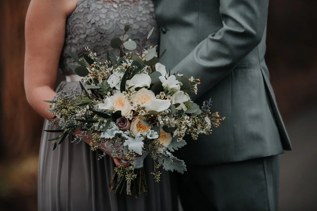 Alicia+lucia+photography+-+albuquerque+wedding+photographer+-+santa+fe+wedding+photography+-+new+mexico+wedding+photographer+-+new+mexico+wedding+-+wedding+florals+-+winter+wedding+-+winter+wedding+florals_0058.jpg
