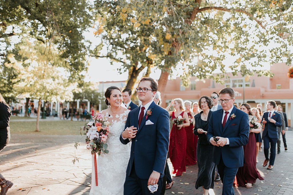 Alicia+lucia+photography+-+albuquerque+wedding+photographer+-+santa+fe+wedding+photography+-+new+mexico+wedding+photographer+-+new+mexico+wedding+-+wedding+party+-+big+wedding+-+wedding+inspo_0009.jpg