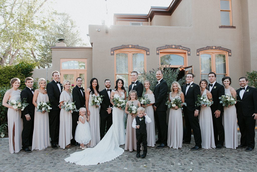 Alicia+lucia+photography+-+albuquerque+wedding+photographer+-+santa+fe+wedding+photography+-+new+mexico+wedding+photographer+-+new+mexico+wedding+-+wedding+party+-+big+wedding+-+wedding+inspo_0032.jpg