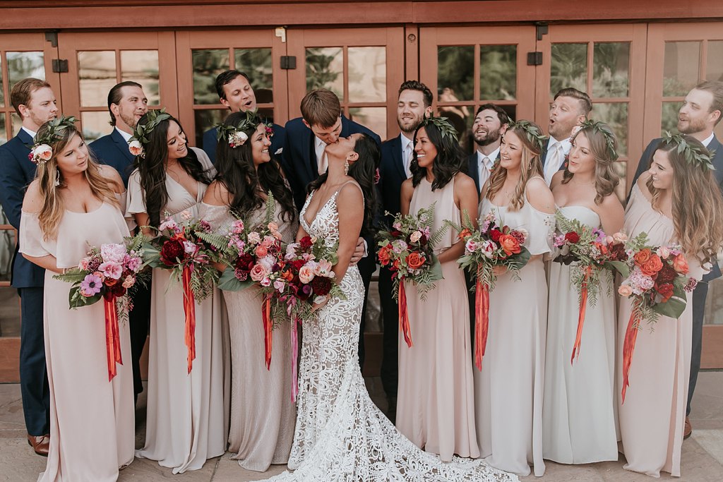 Alicia+lucia+photography+-+albuquerque+wedding+photographer+-+santa+fe+wedding+photography+-+new+mexico+wedding+photographer+-+new+mexico+wedding+-+wedding+party+-+big+wedding+-+wedding+inspo_0041.jpg