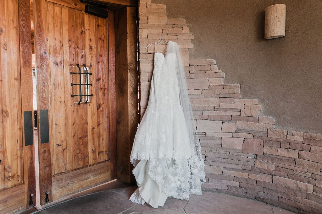 Alicia+lucia+photography+-+albuquerque+wedding+photographer+-+santa+fe+wedding+photography+-+new+mexico+wedding+photographer+-+new+mexico+wedding+-+paa+ko+ridge+wedding+-+fall+wedding+-+sandia+mountain+wedding_0005.jpg