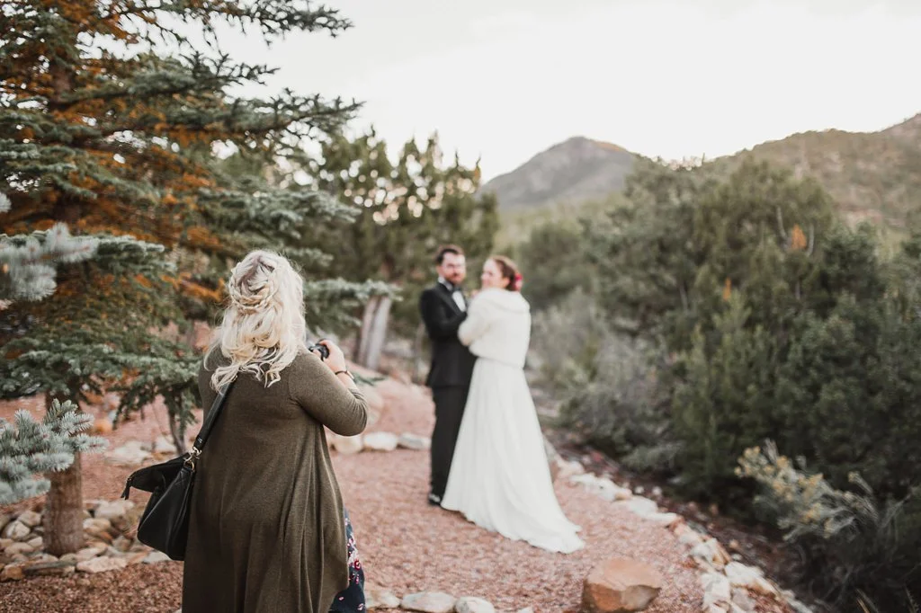 Alicia+lucia+photography+-+albuquerque+wedding+photographer+-+santa+fe+wedding+photography+-+new+mexico+wedding+photographer+-+new+mexico+wedding+-+wedding+photographer+-+wedding+behind+the+scenes+-+wedding+photography+team_0010.jpg