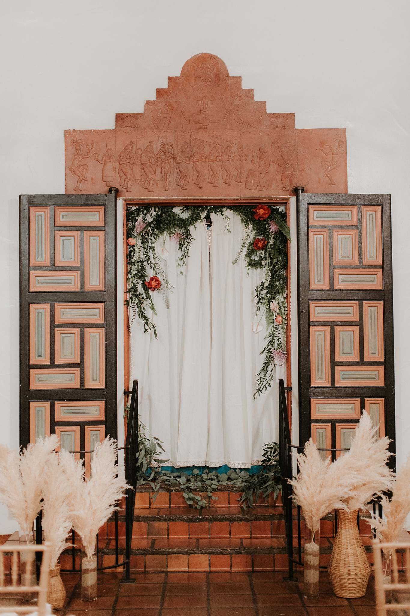 Alicia+lucia+photography+-+albuquerque+wedding+photographer+-+santa+fe+wedding+photography+-+new+mexico+wedding+photographer+-+new+mexico+wedding+-+engagement+-+santa+fe+wedding+-+la+fonda+on+the+plaza+-+la+fonda+wedding_0060.jpg