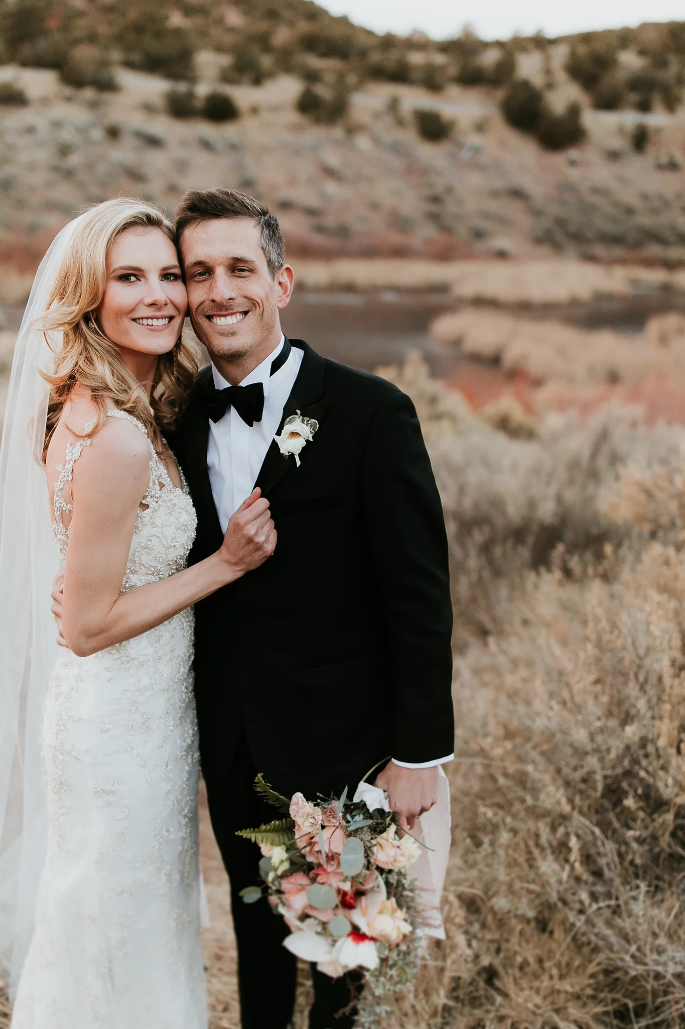 Alicia+lucia+photography+-+albuquerque+wedding+photographer+-+santa+fe+wedding+photography+-+new+mexico+wedding+photographer+-+new+mexico+wedding+-+wedding+-+groom+-+groom+style+-+wedding+style_0099.jpg