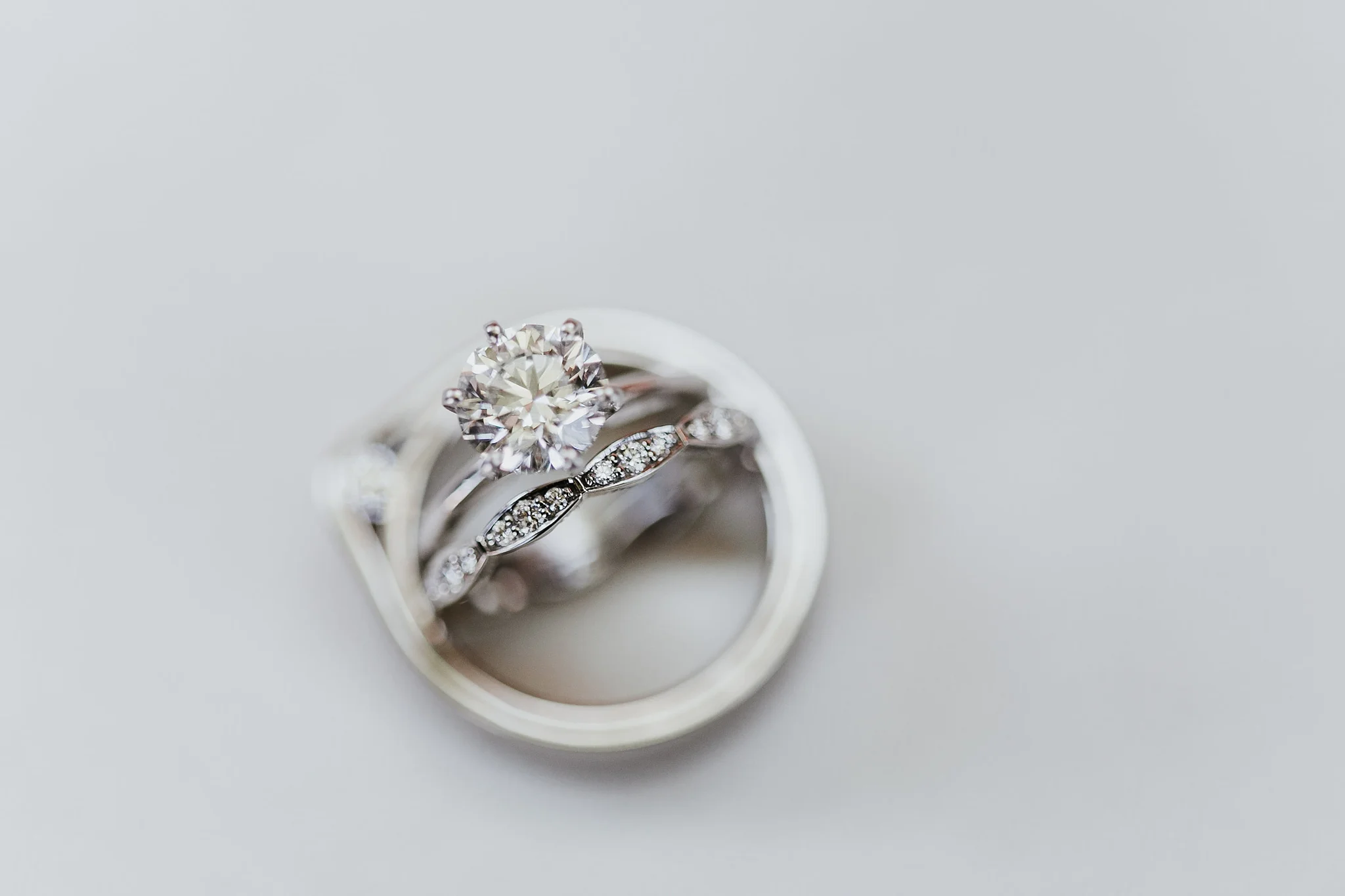 Alicia+lucia+photography+-+albuquerque+wedding+photographer+-+santa+fe+wedding+photography+-+new+mexico+wedding+photographer+-+new+mexico+wedding+-+santa+fe+wedding+-+albuquerque+wedding+-+wedding+rings+-+engagement+rings_0008.jpg