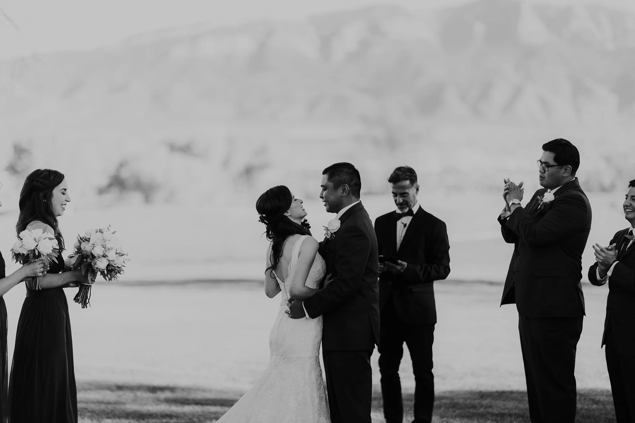 Alicia+lucia+photography+-+albuquerque+wedding+photographer+-+santa+fe+wedding+photography+-+new+mexico+wedding+photographer+-+new+mexico+wedding+-+albuquerque+wedding+-+santa+fe+wedding+-+wedding+kisses+-+wedding+first+kisses_0019.jpg