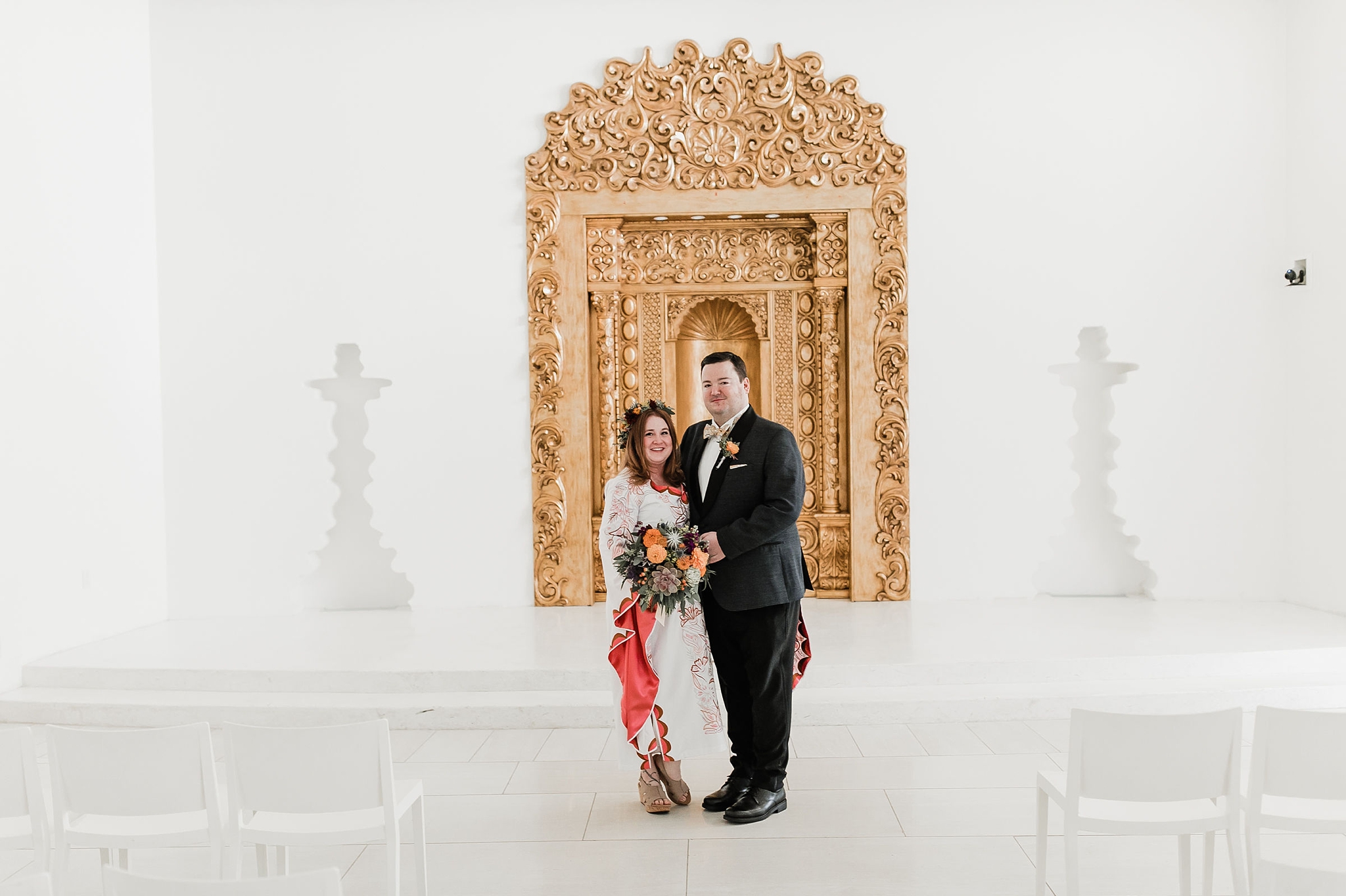 Alicia+lucia+photography+-+albuquerque+wedding+photographer+-+santa+fe+wedding+photography+-+new+mexico+wedding+photographer+-+albuquerque+wedding+-+santa+fe+wedding+-+wedding+gowns+-+non+traditional+wedding+gowns_0023.jpg