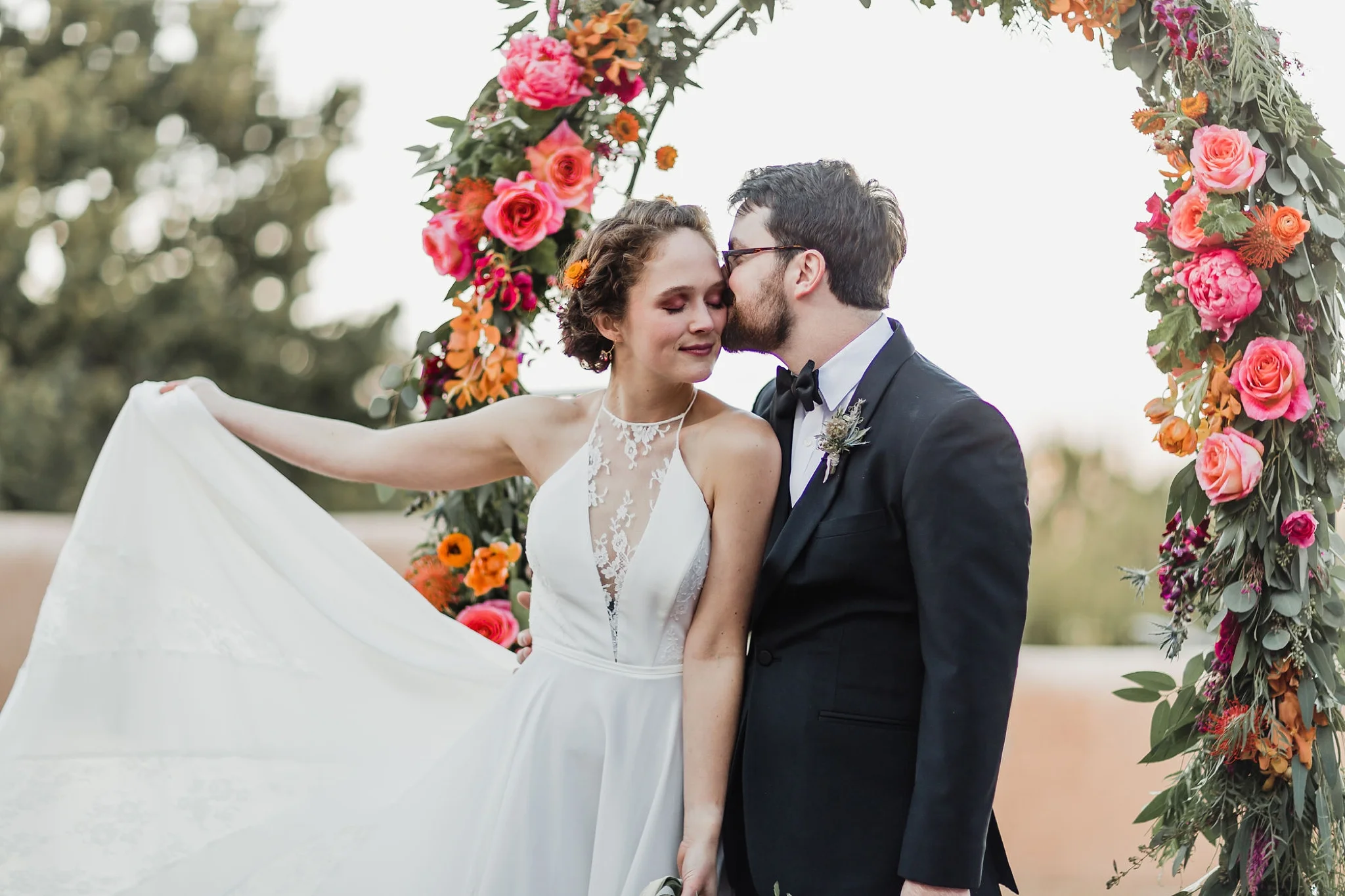 Alicia+lucia+photography+-+albuquerque+wedding+photographer+-+santa+fe+wedding+photography+-+new+mexico+wedding+photographer+-+wedding+ceremony+-+wedding+alter+-+floral+alter_0009.jpg
