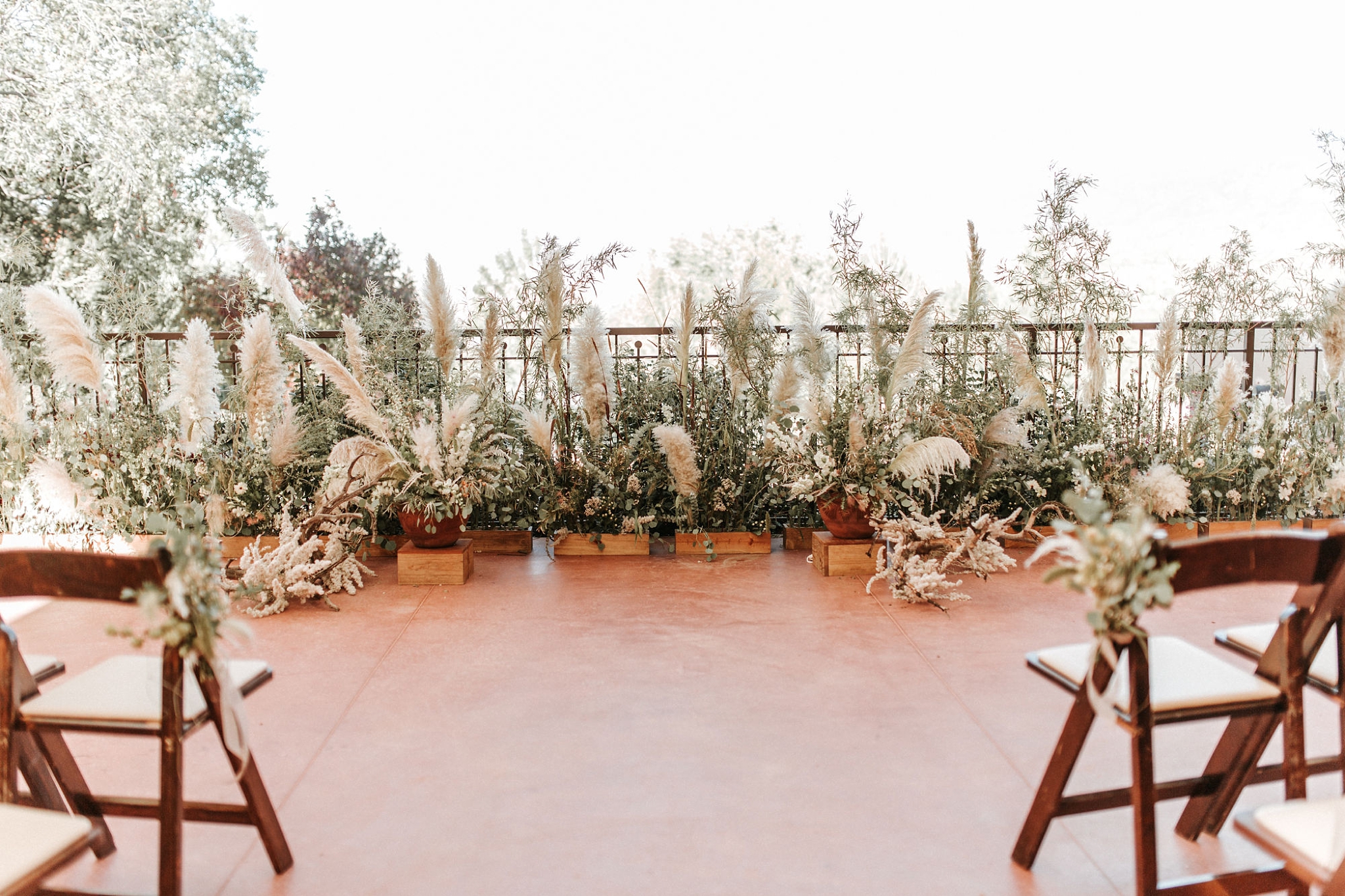 Alicia+lucia+photography+-+albuquerque+wedding+photographer+-+santa+fe+wedding+photography+-+new+mexico+wedding+photographer+-+wedding+ceremony+-+wedding+alter+-+floral+alter_0051.jpg