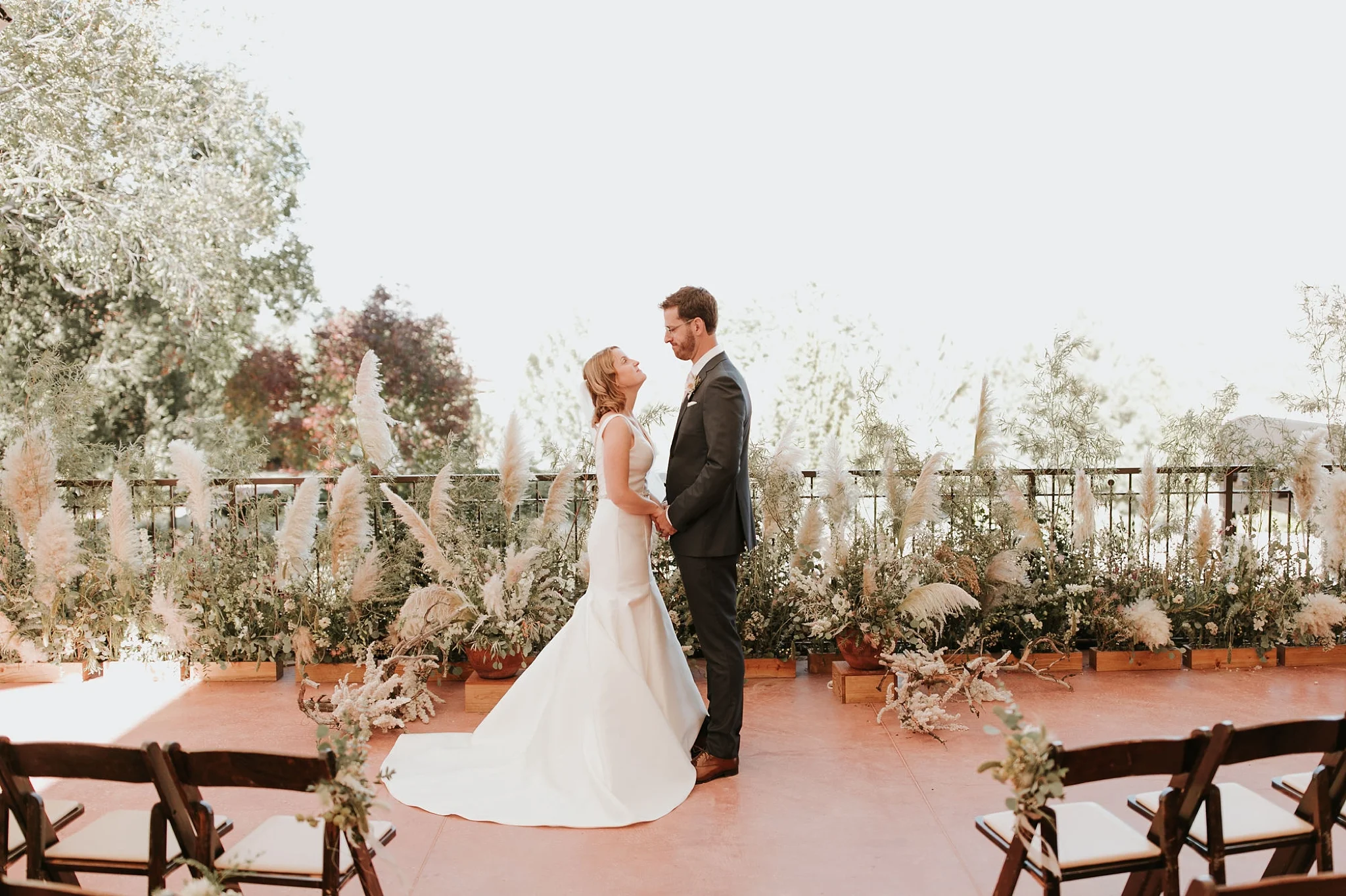 Alicia+lucia+photography+-+albuquerque+wedding+photographer+-+santa+fe+wedding+photography+-+new+mexico+wedding+photographer+-+wedding+ceremony+-+wedding+alter+-+floral+alter_0054.jpg