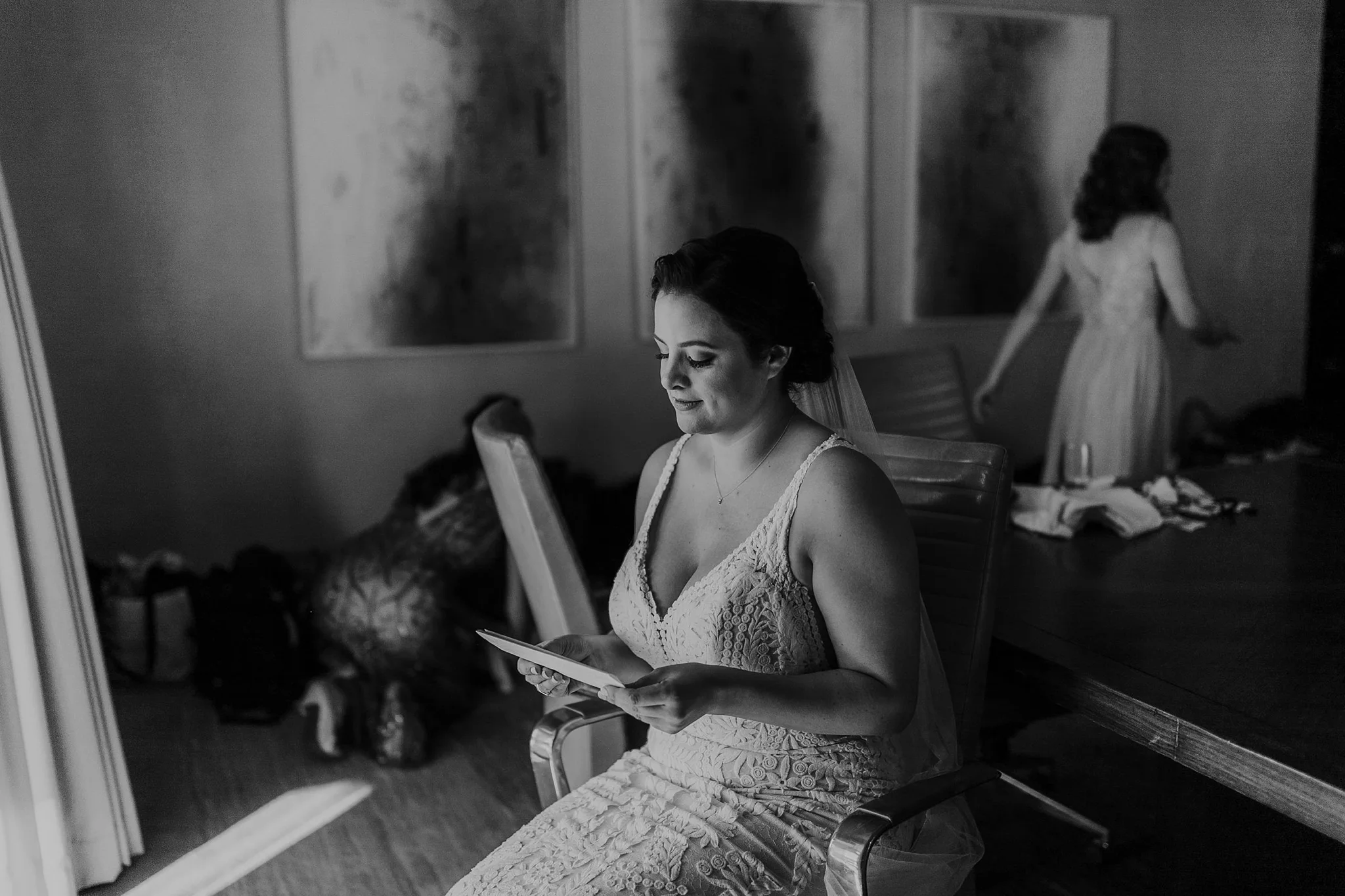 Alicia+lucia+photography+-+albuquerque+wedding+photographer+-+santa+fe+wedding+photography+-+new+mexico+wedding+photographer+-+new+mexico+wedding+-+santa+fe+wedding+-+four+seasons+wedding+-+winter+wedding_0025.jpg