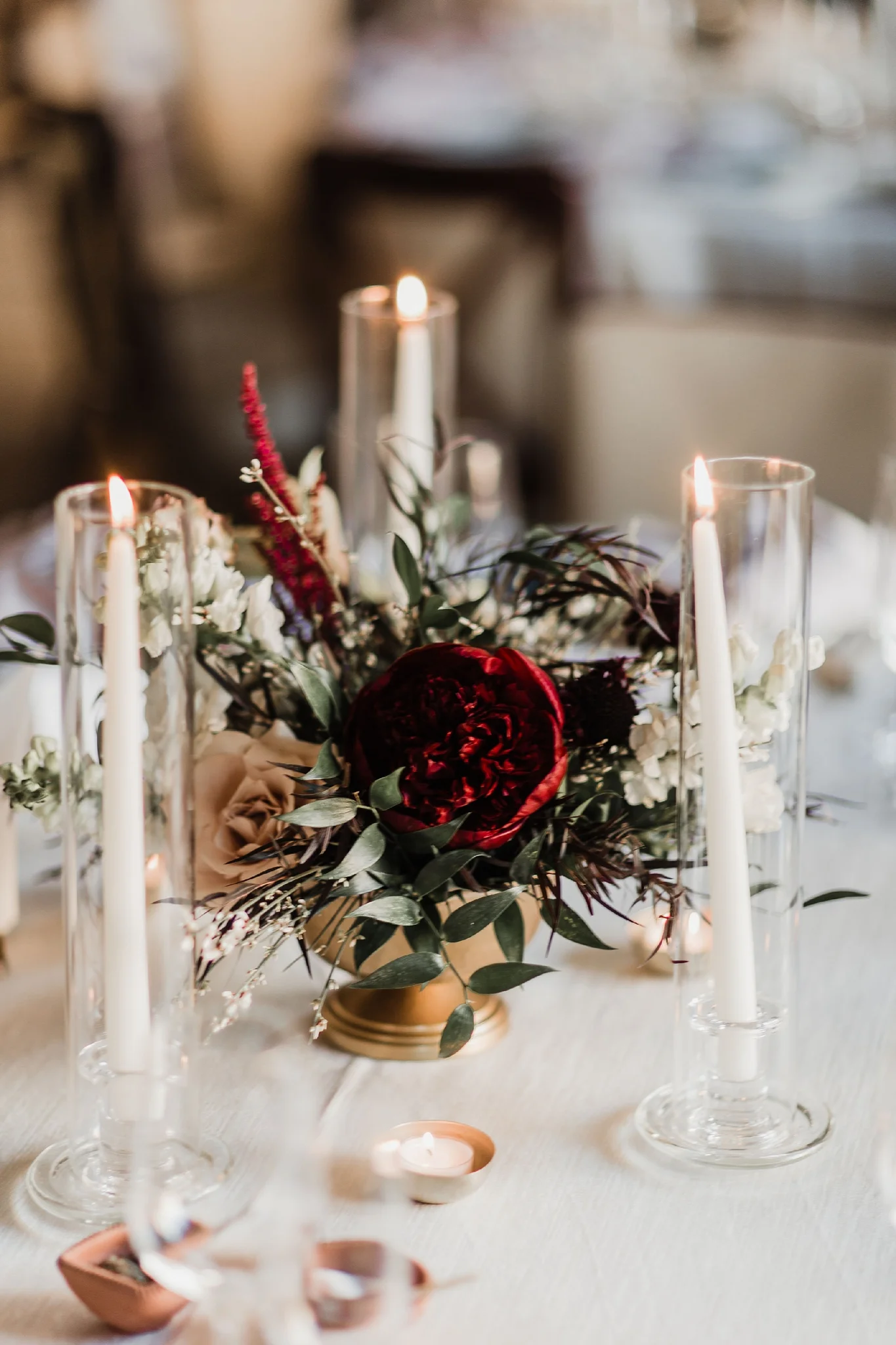 Alicia+lucia+photography+-+albuquerque+wedding+photographer+-+santa+fe+wedding+photography+-+new+mexico+wedding+photographer+-+new+mexico+wedding+-+santa+fe+wedding+-+four+seasons+wedding+-+winter+wedding_0110.jpg