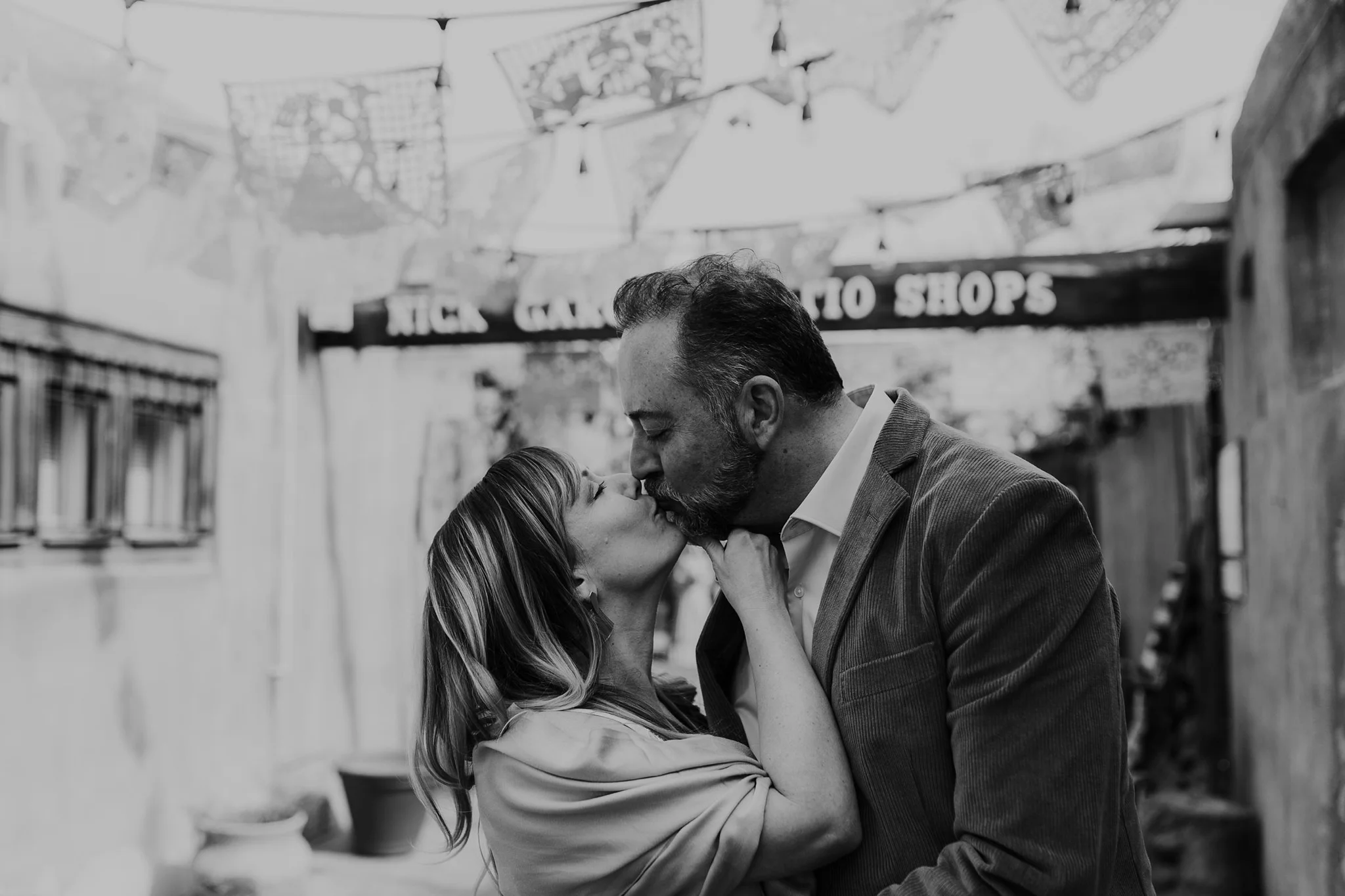 Alicia+lucia+photography+-+albuquerque+wedding+photographer+-+santa+fe+wedding+photography+-+new+mexico+wedding+photographer+-+new+mexico+engagement+-+albuquerque+engagement+-+old+town+engagement_0006.jpg