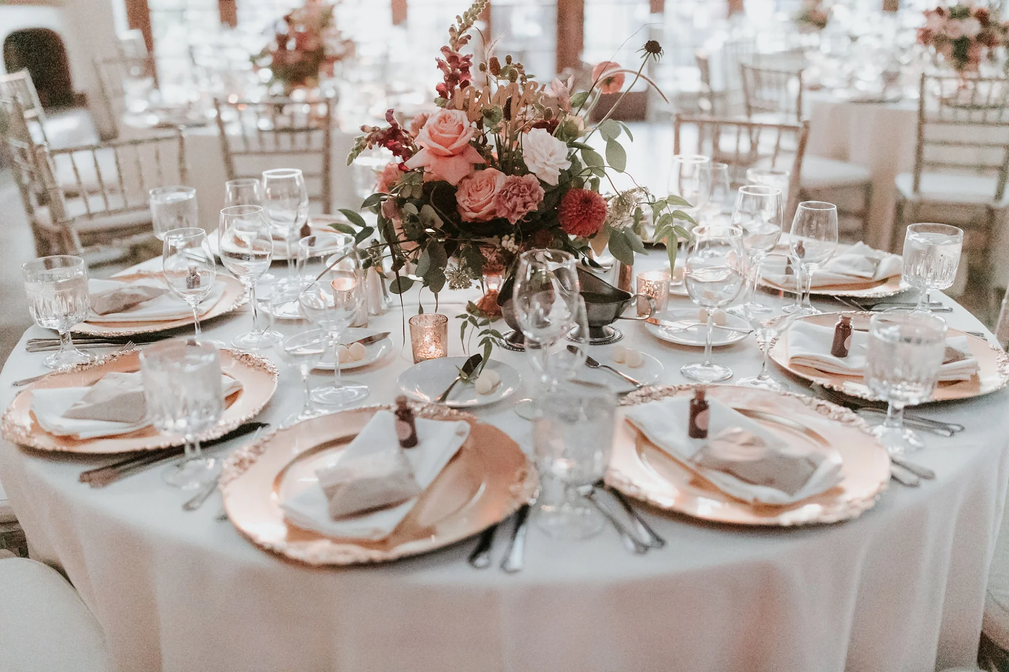 Alicia+lucia+photography+-+albuquerque+wedding+photographer+-+santa+fe+wedding+photography+-+new+mexico+wedding+photographer+-+new+mexico+florist+-+wedding+florist+-+renegade+floral_0107.jpg