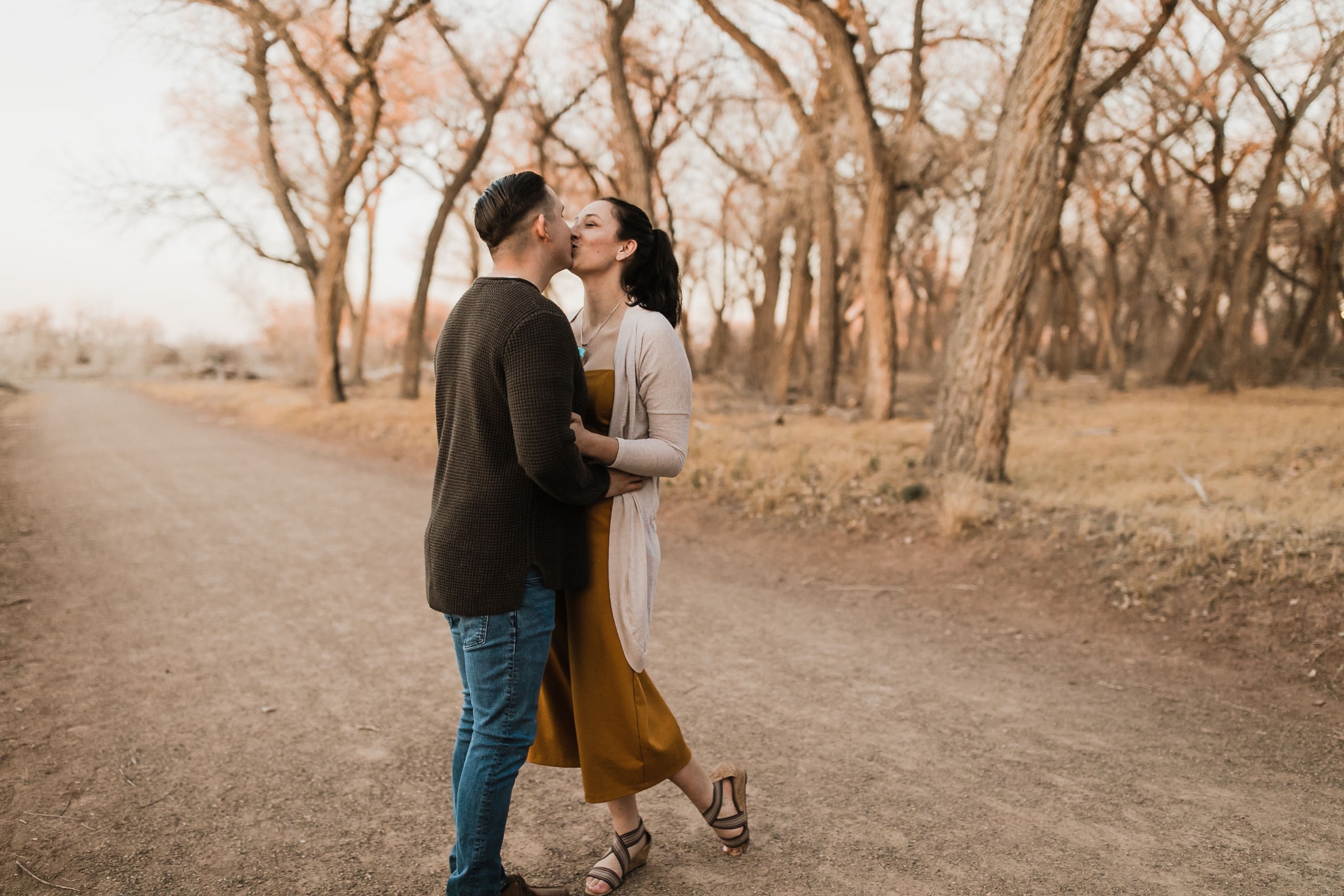 Alicia+lucia+photography+-+albuquerque+wedding+photographer+-+santa+fe+wedding+photography+-+new+mexico+wedding+photographer+-+new+mexico+wedding+-+engagement+-+new+mexico+engagemnt+-+outdoor+engagement_0024.jpg