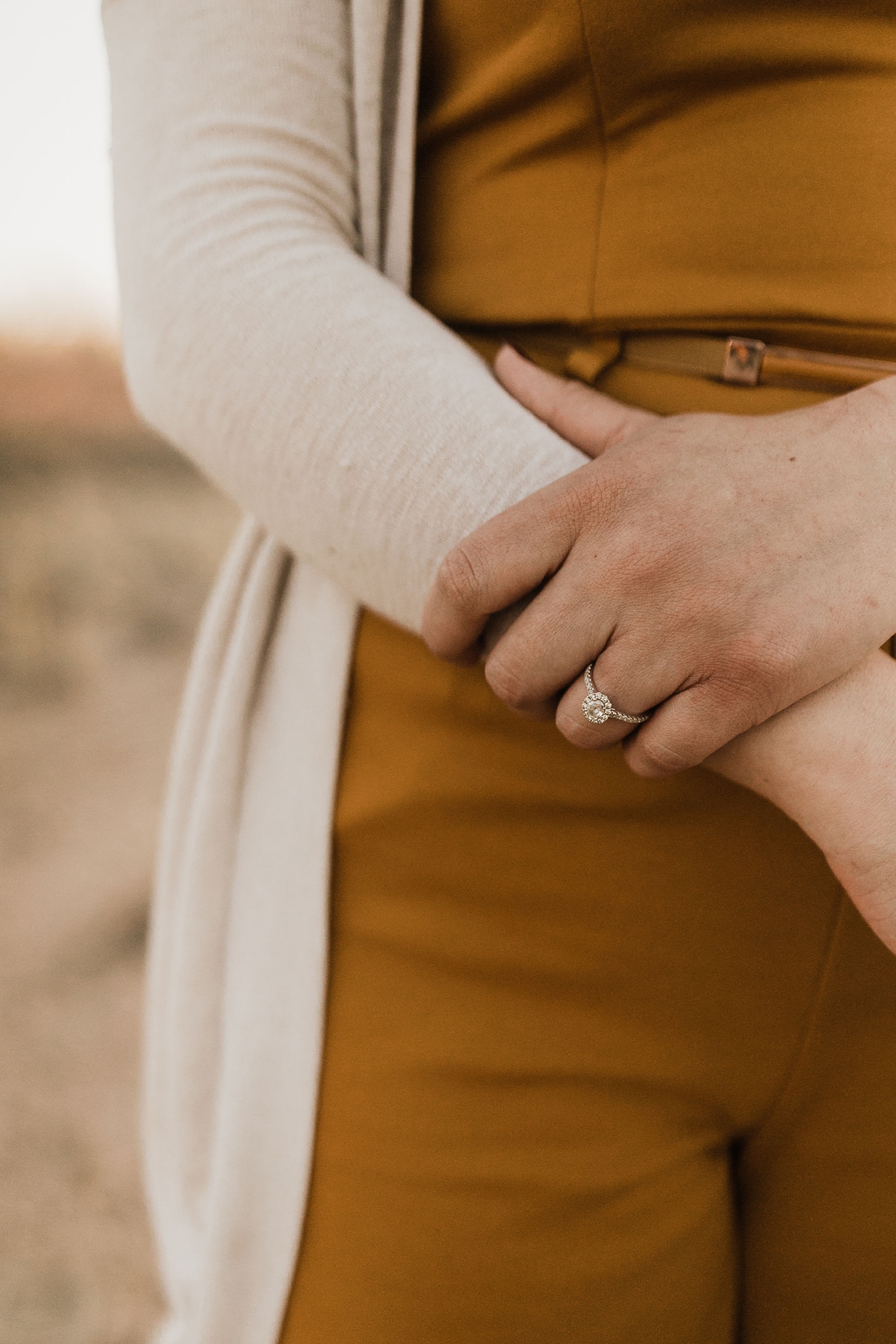 Alicia+lucia+photography+-+albuquerque+wedding+photographer+-+santa+fe+wedding+photography+-+new+mexico+wedding+photographer+-+new+mexico+wedding+-+new+mexico+engagement+-+engagement+style+-+style+lookbook_0099.jpg