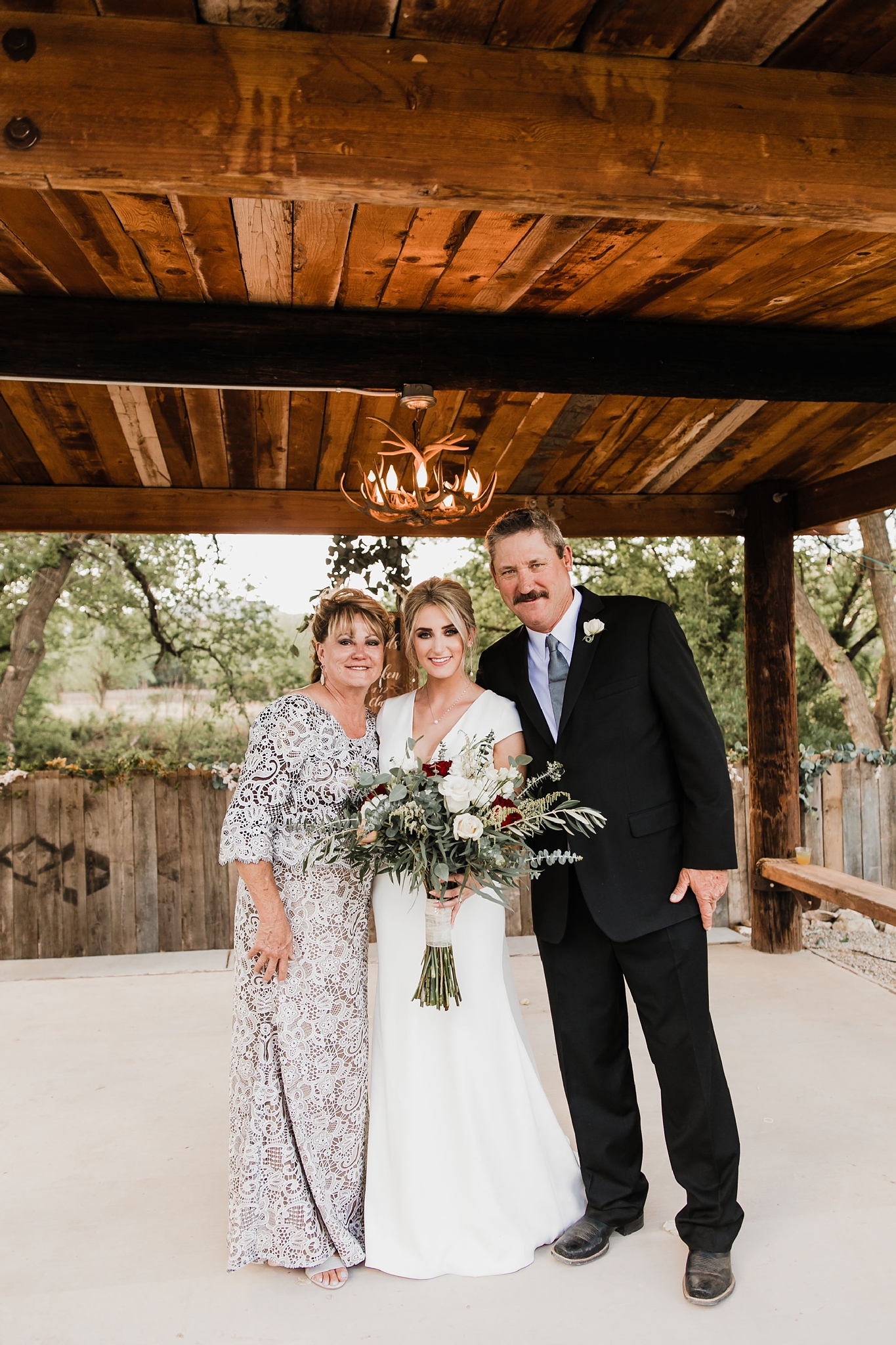 Alicia+lucia+photography+-+albuquerque+wedding+photographer+-+santa+fe+wedding+photography+-+new+mexico+wedding+photographer+-+new+mexico+wedding+-+ruidoso+wedding+-+southern+new+mexico+wedding+-+san+patricio+wedding+-+spring+wedding_0083.jpg