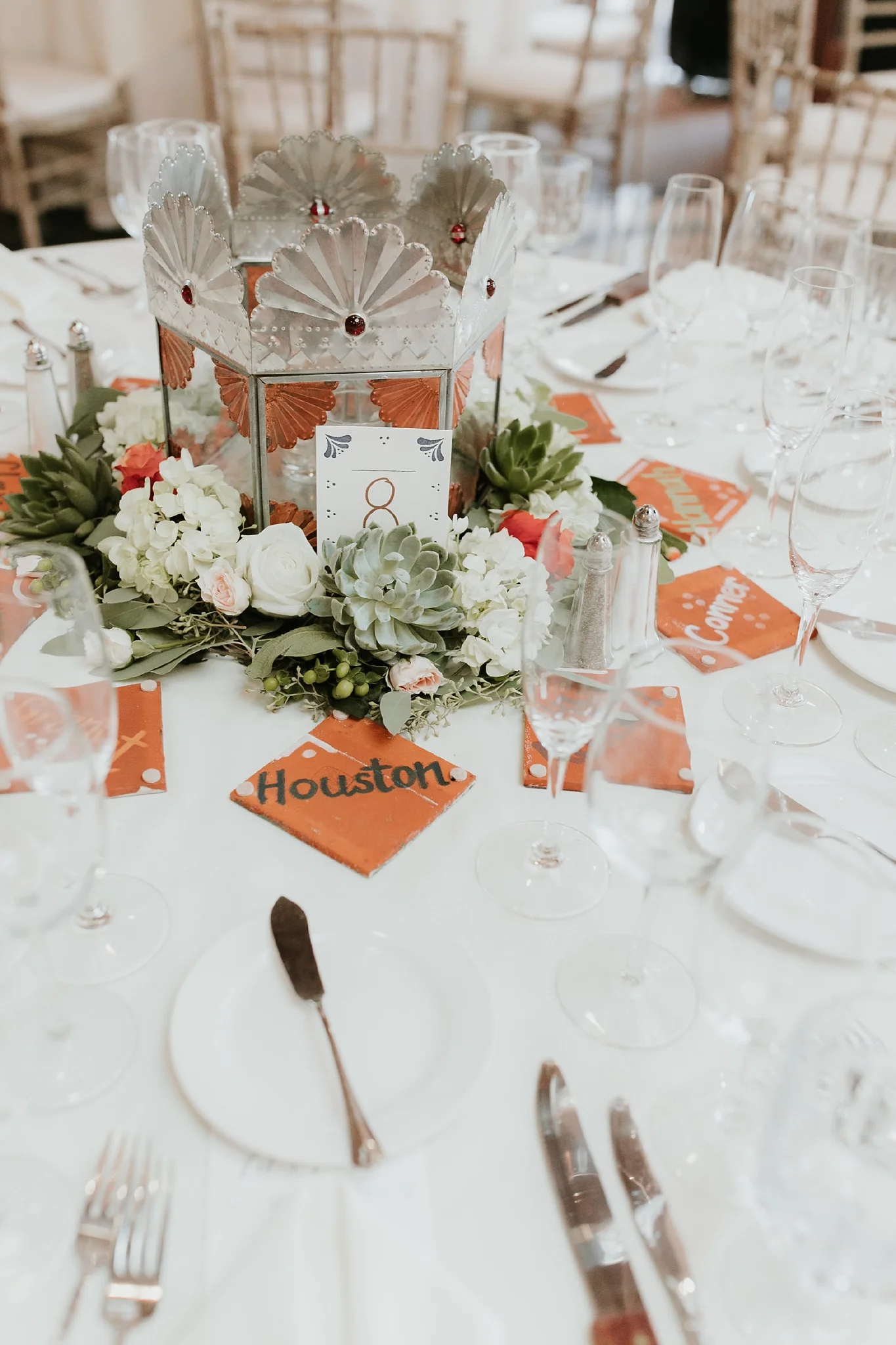 Alicia+lucia+photography+-+albuquerque+wedding+photographer+-+santa+fe+wedding+photography+-+new+mexico+wedding+photographer+-+new+mexico+wedding+-+wedding+reception+-+wedding+florals+-+wedding+centerpieces+-+floral+centerpieces_0017.jpg