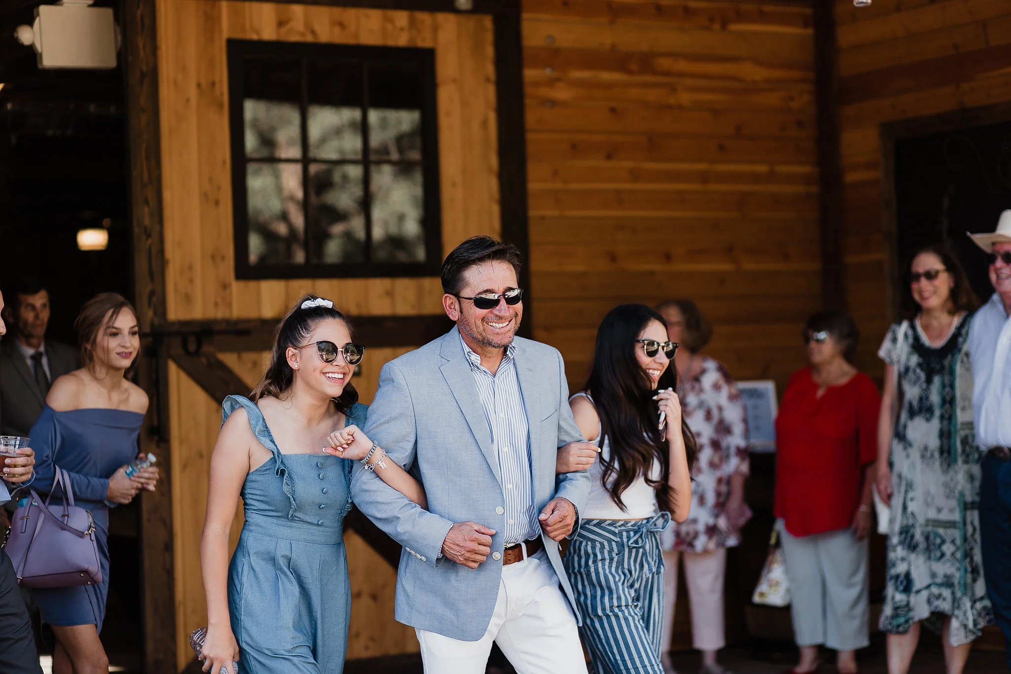 Alicia+lucia+photography+-+albuquerque+wedding+photographer+-+santa+fe+wedding+photography+-+new+mexico+wedding+photographer+-+new+mexico+wedding+-+new+mexico+wedding+-+barn+wedding+-+enchanted+vine+barn+wedding+-+ruidoso+wedding_0085.jpg