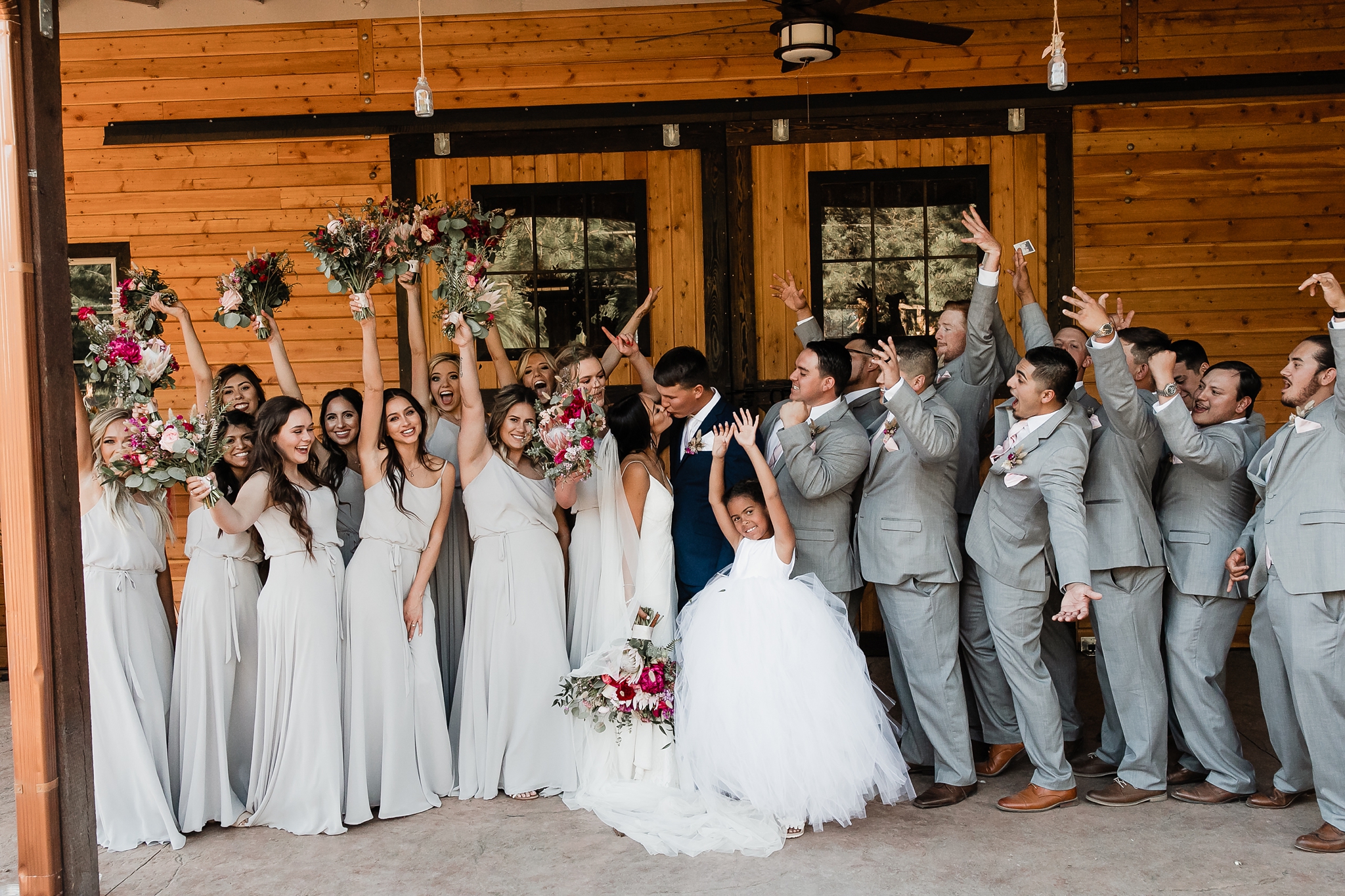 Alicia+lucia+photography+-+albuquerque+wedding+photographer+-+santa+fe+wedding+photography+-+new+mexico+wedding+photographer+-+new+mexico+wedding+-+new+mexico+wedding+-+barn+wedding+-+enchanted+vine+barn+wedding+-+ruidoso+wedding_0117.jpg