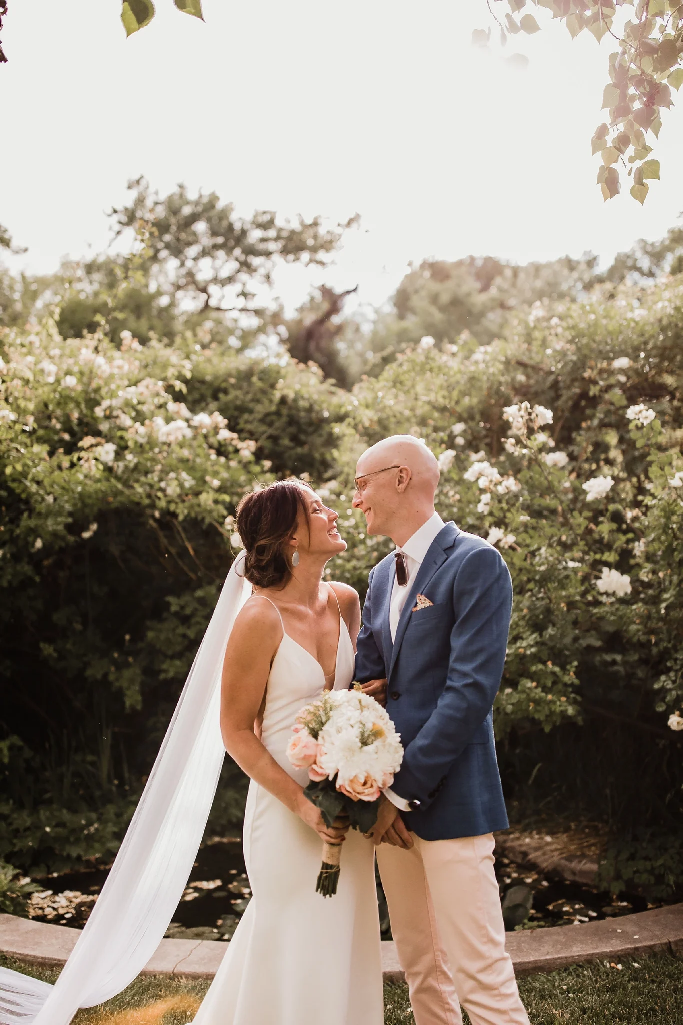 Alicia+lucia+photography+-+albuquerque+wedding+photographer+-+santa+fe+wedding+photography+-+new+mexico+wedding+photographer+-+new+mexico+wedding+-+summer+wedding+-+summer+wedding+florals+-+southwest+wedding_0017.jpg