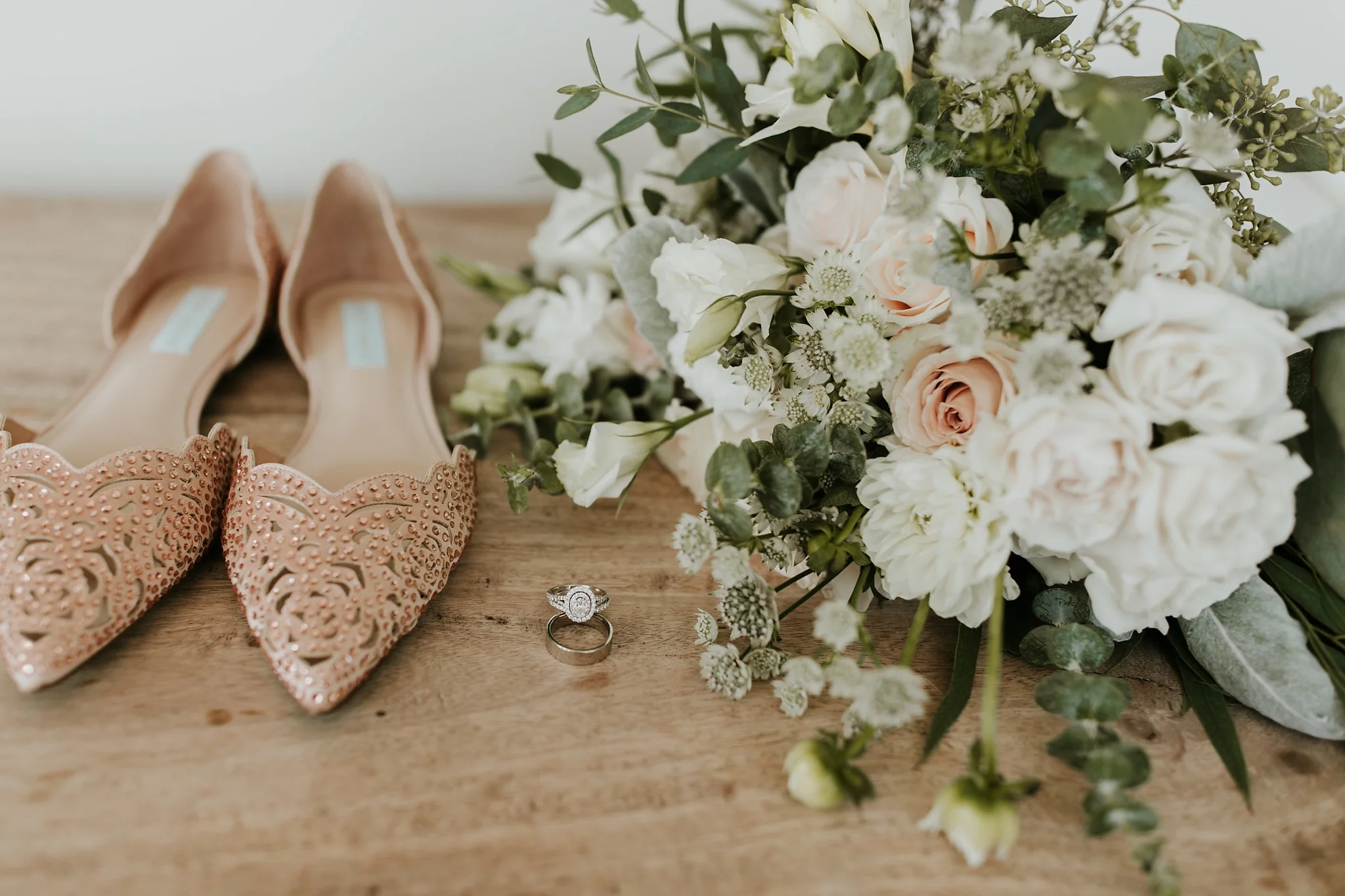 Alicia+lucia+photography+-+albuquerque+wedding+photographer+-+santa+fe+wedding+photography+-+new+mexico+wedding+photographer+-+new+mexico+wedding+-+summer+wedding+-+summer+wedding+florals+-+southwest+wedding_0029.jpg