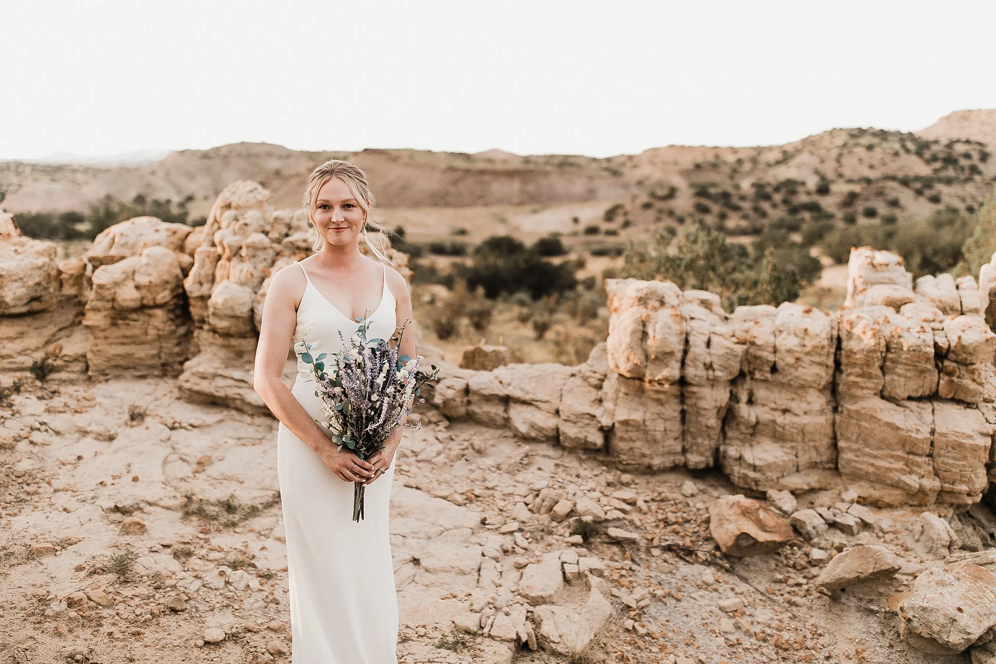 Alicia+lucia+photography+-+albuquerque+wedding+photographer+-+santa+fe+wedding+photography+-+new+mexico+wedding+photographer+-+new+mexico+wedding+-+summer+wedding+-+summer+wedding+florals+-+southwest+wedding_0090.jpg