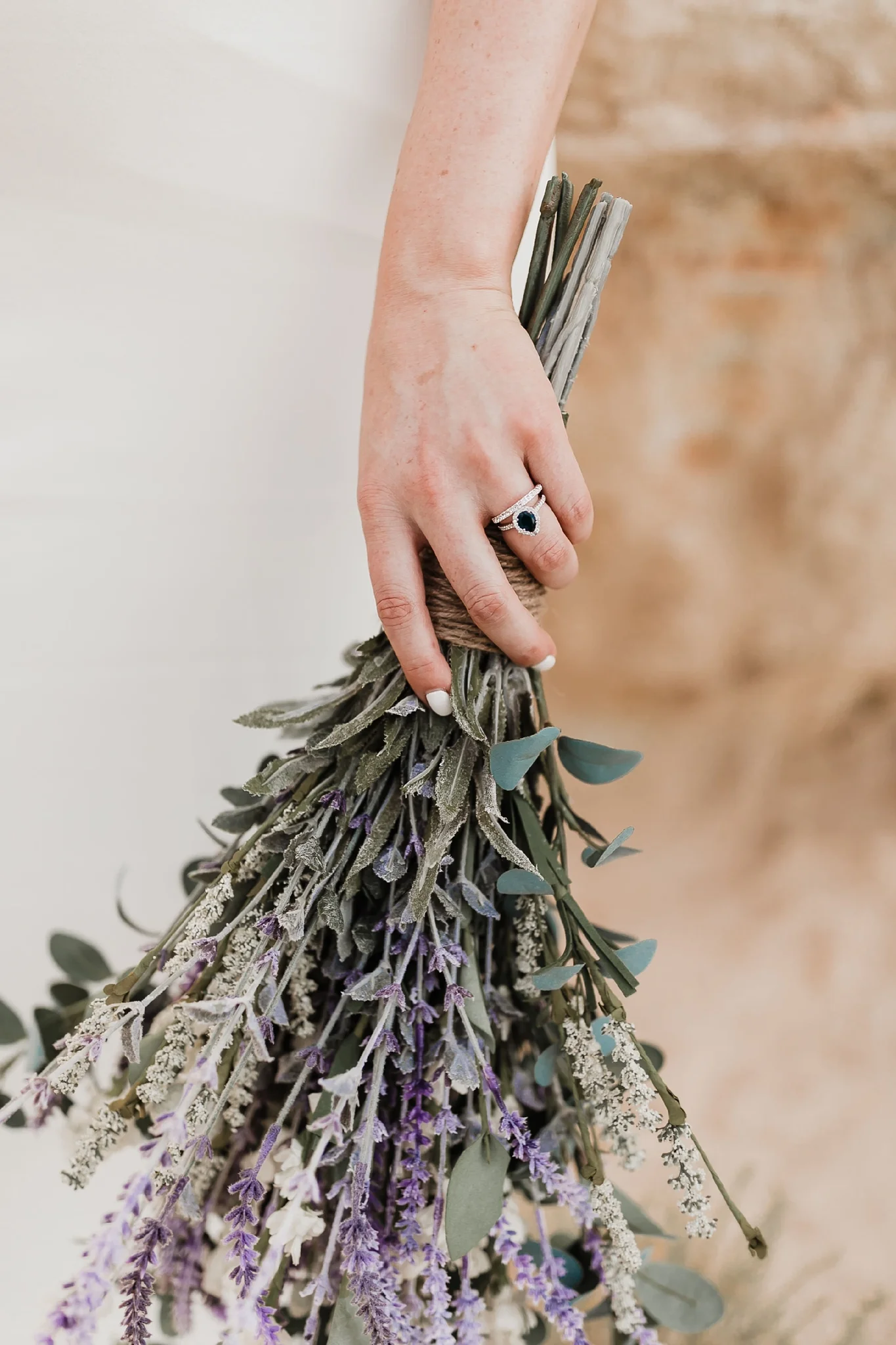 Alicia+lucia+photography+-+albuquerque+wedding+photographer+-+santa+fe+wedding+photography+-+new+mexico+wedding+photographer+-+new+mexico+wedding+-+summer+wedding+-+summer+wedding+florals+-+southwest+wedding_0091.jpg