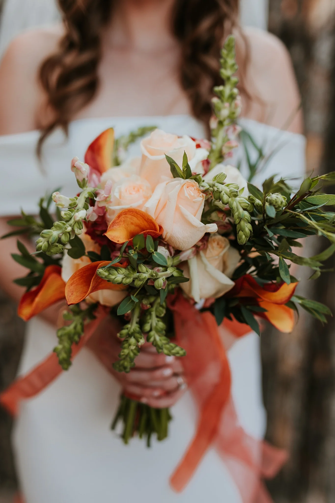 Alicia+lucia+photography+-+albuquerque+wedding+photographer+-+santa+fe+wedding+photography+-+new+mexico+wedding+photographer+-+new+mexico+wedding+-+summer+wedding+-+summer+wedding+florals+-+southwest+wedding_0112.jpg