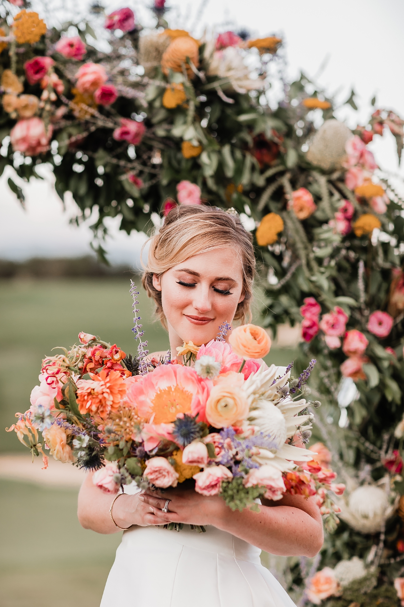 Alicia+lucia+photography+-+albuquerque+wedding+photographer+-+santa+fe+wedding+photography+-+new+mexico+wedding+photographer+-+new+mexico+wedding+-+las+campanas+wedding+-+santa+fe+wedding+-+maximalist+wedding+-+destination+wedding_0091.jpg