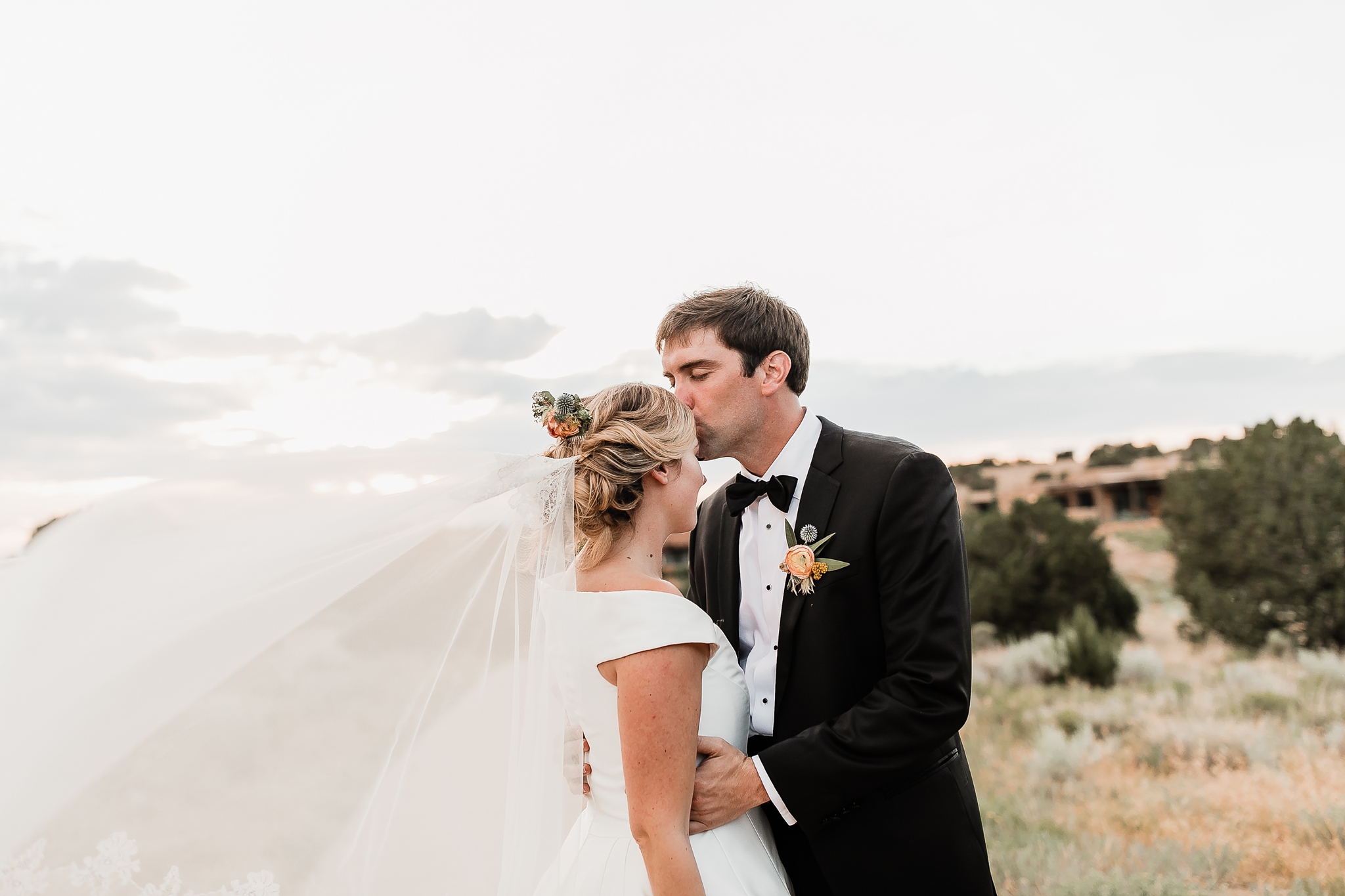 Alicia+lucia+photography+-+albuquerque+wedding+photographer+-+santa+fe+wedding+photography+-+new+mexico+wedding+photographer+-+new+mexico+wedding+-+las+campanas+wedding+-+santa+fe+wedding+-+maximalist+wedding+-+destination+wedding_0106.jpg